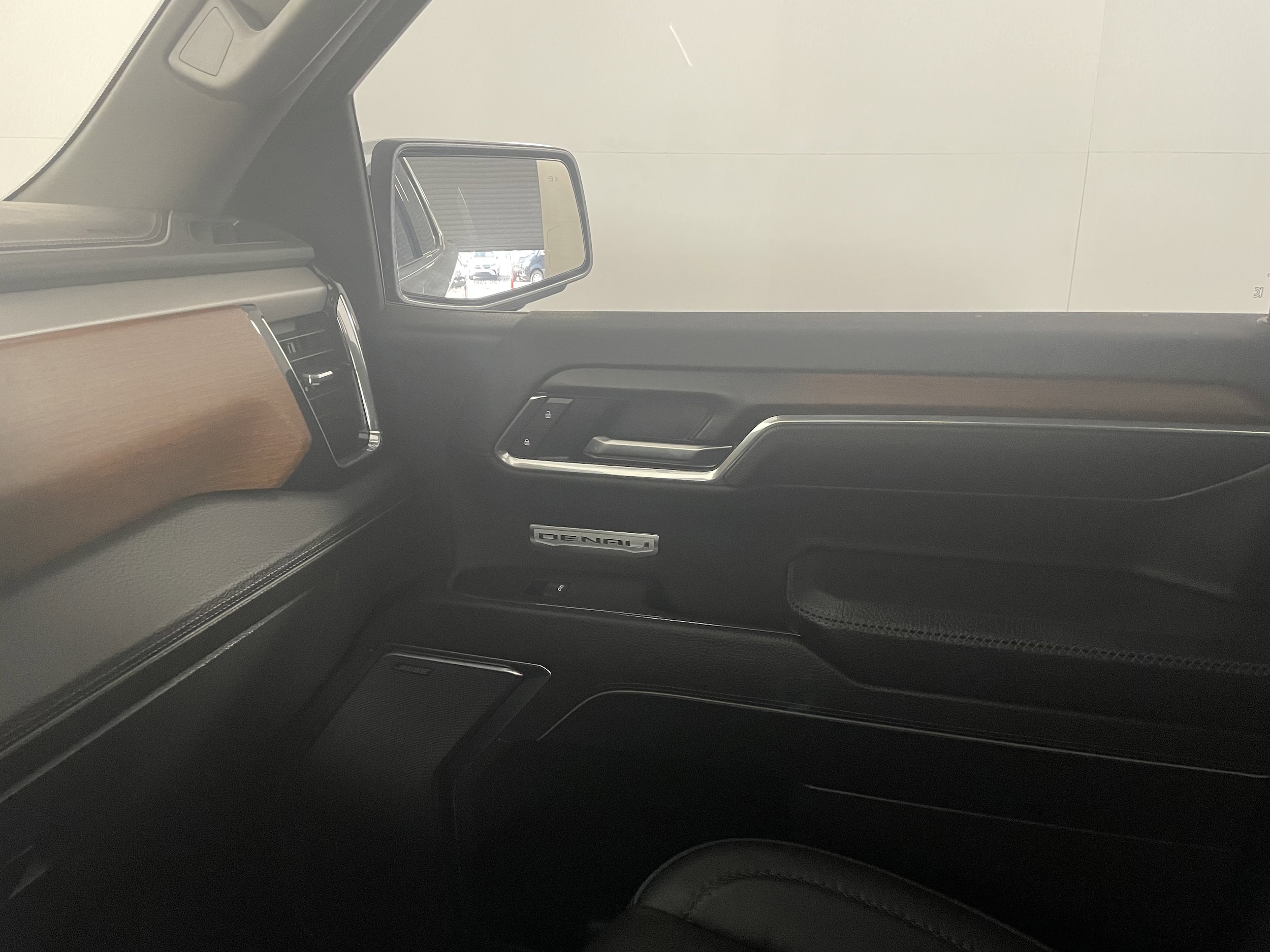 2025 GMC Sierra 1500 Denali - Photo 12