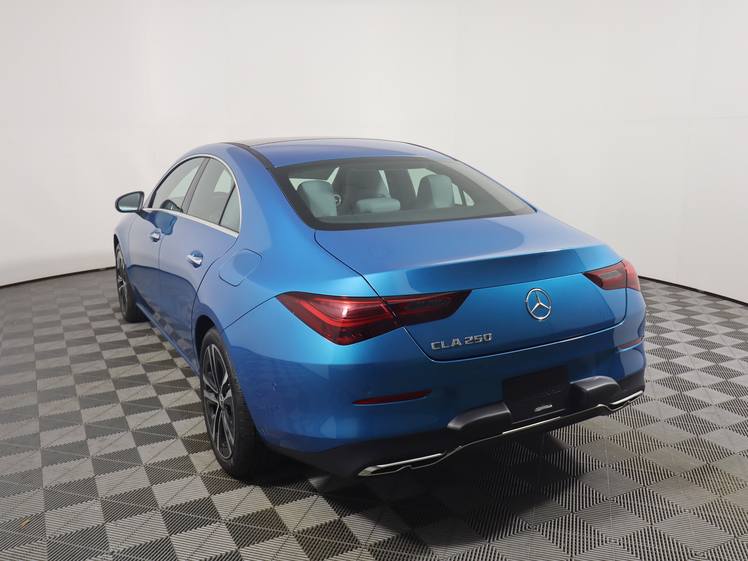 2026 Mercedes Benz CLA 250 photo 3