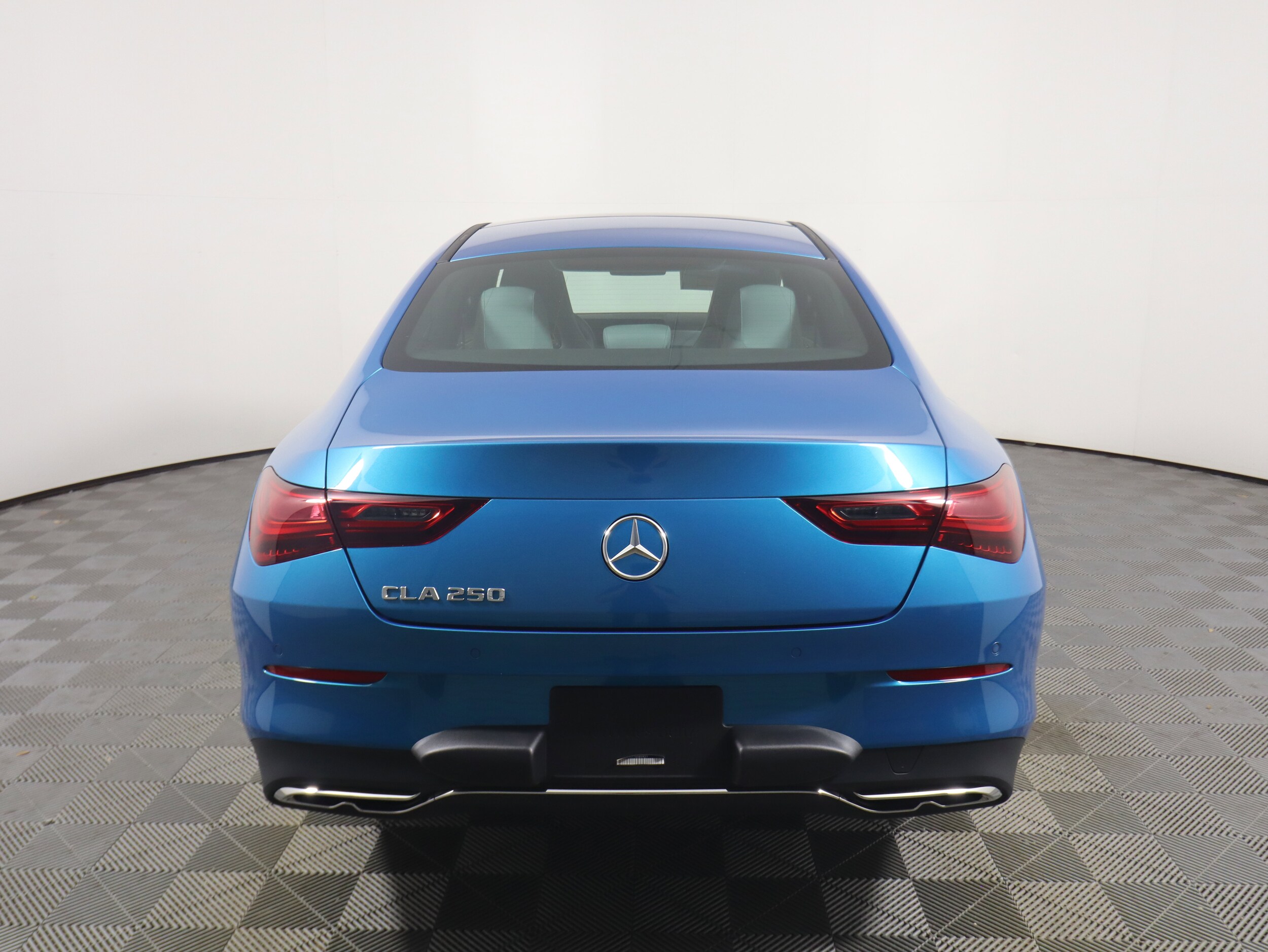 2026 Mercedes Benz CLA 250 photo 4