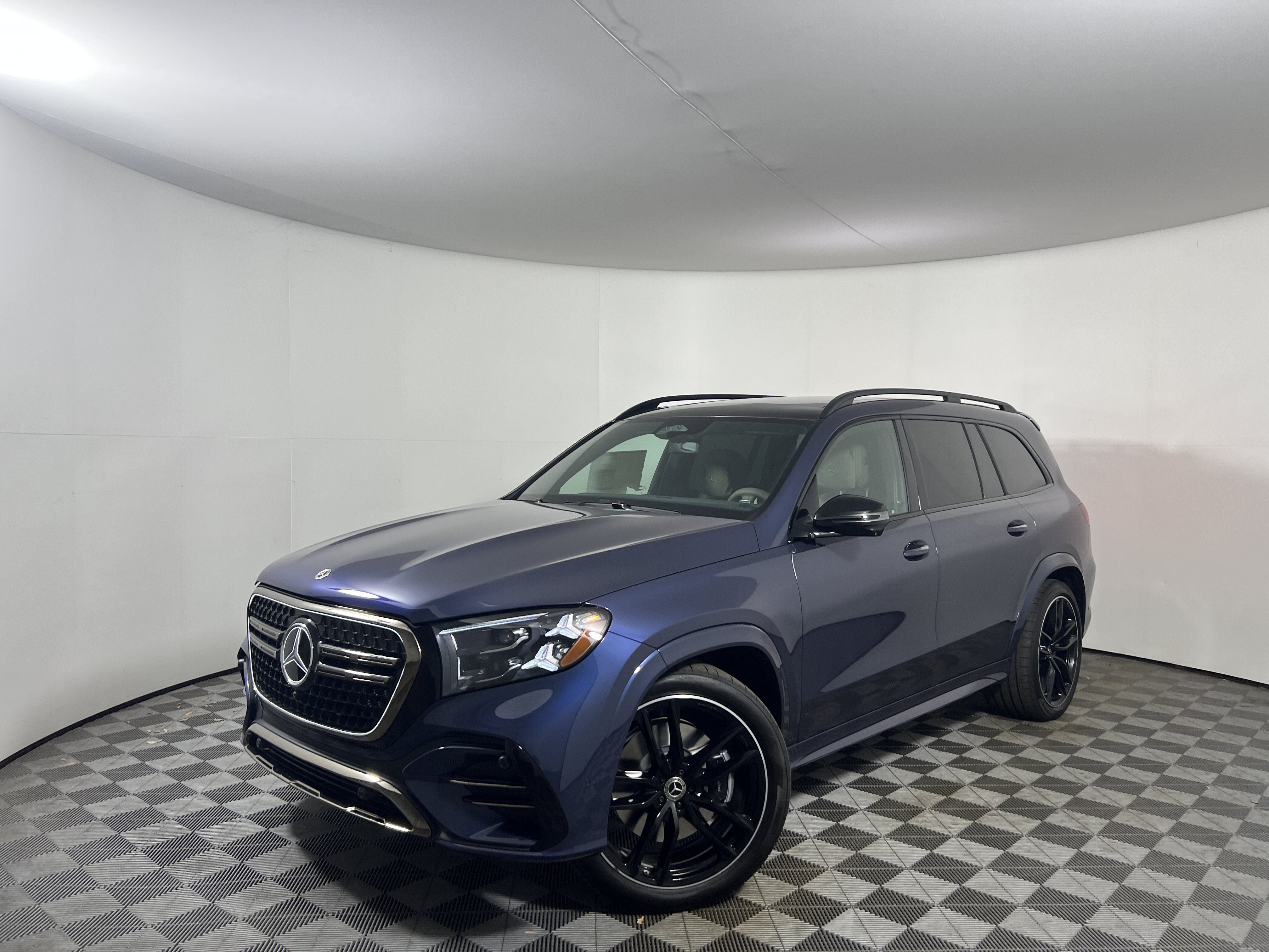New 2027 Mercedes-Benz GLS 450 4MATIC SUV