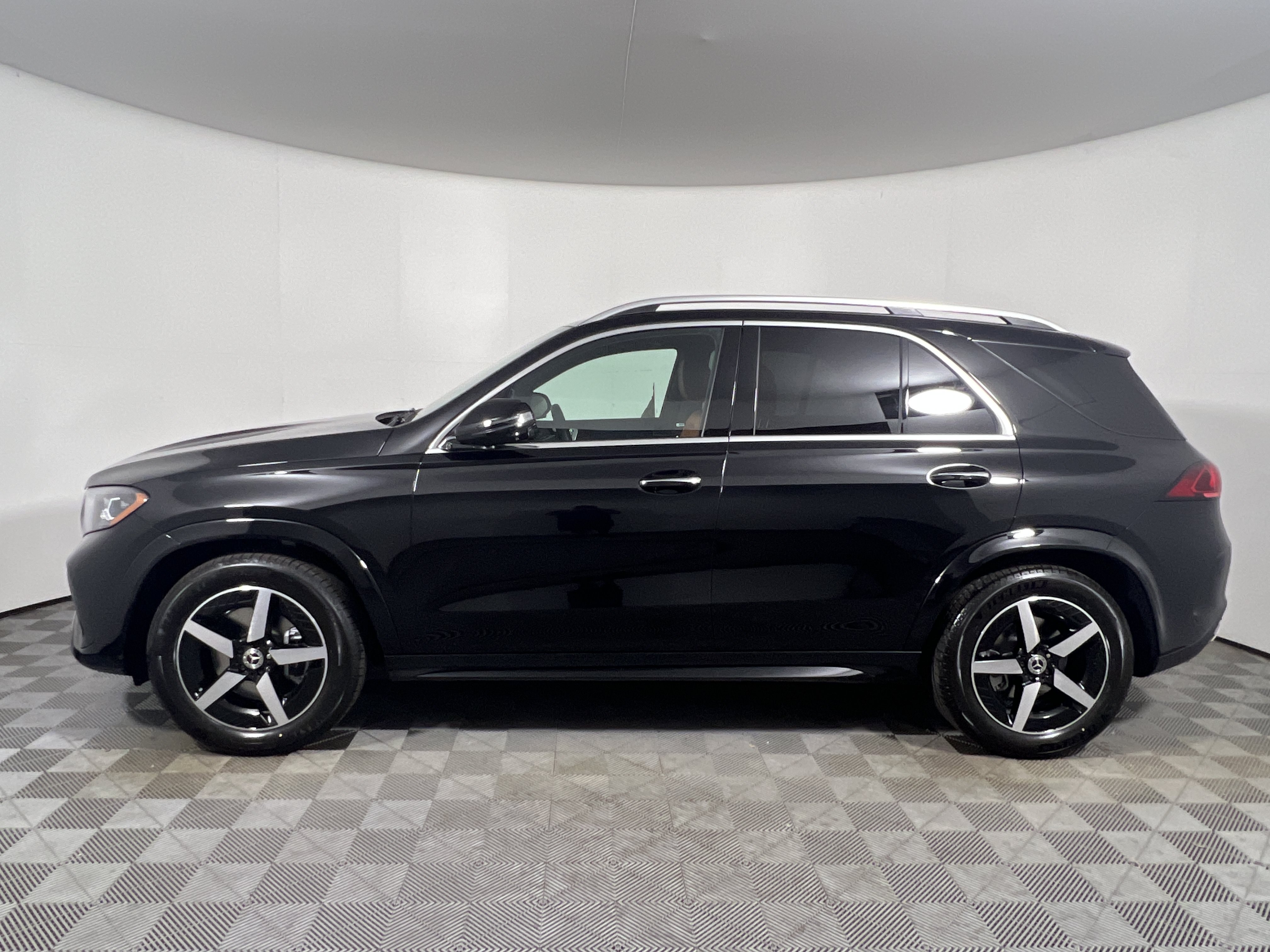 New 2027 Mercedes-Benz GLE 350 4MATIC SUV