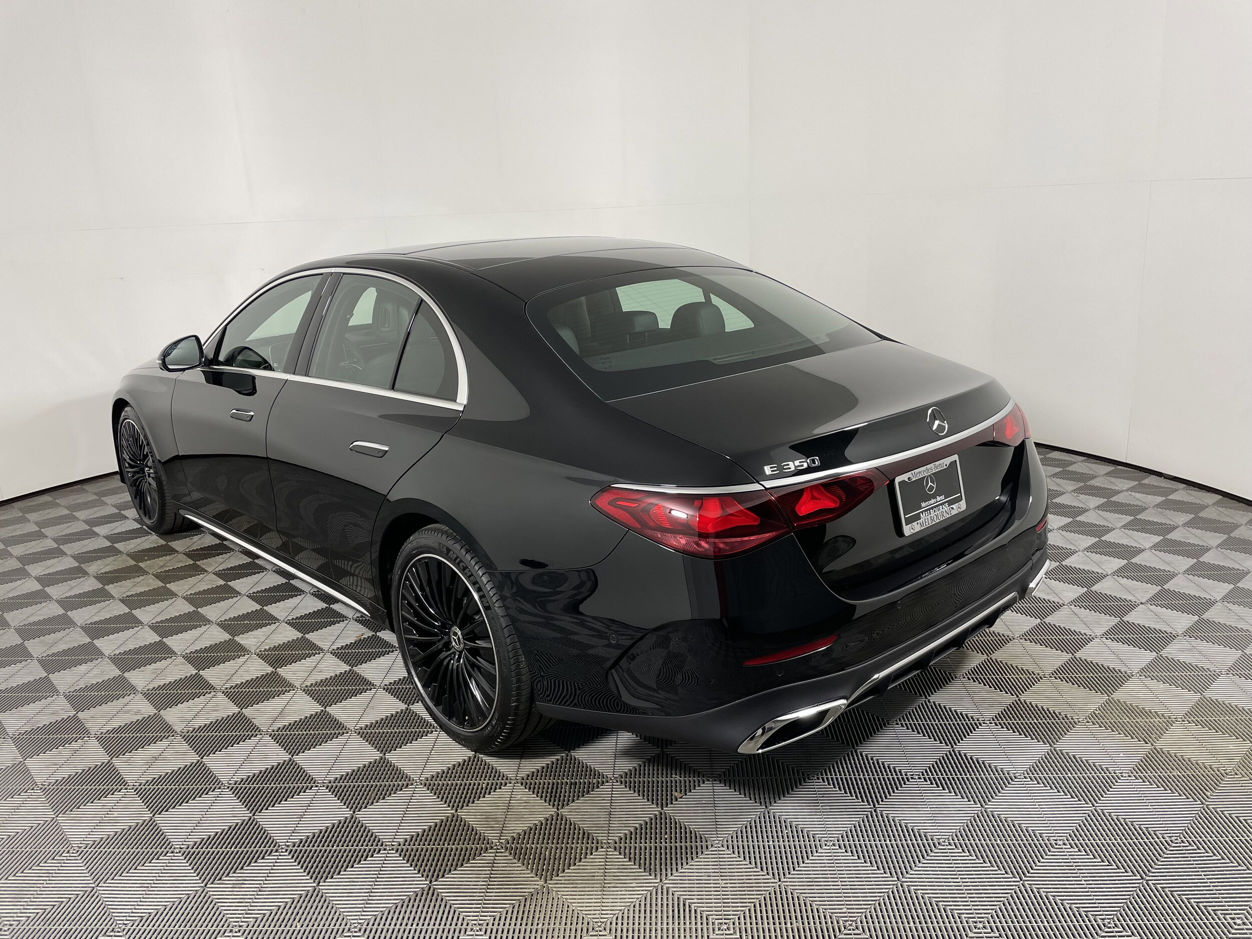 2026 Mercedes Benz E photo 3