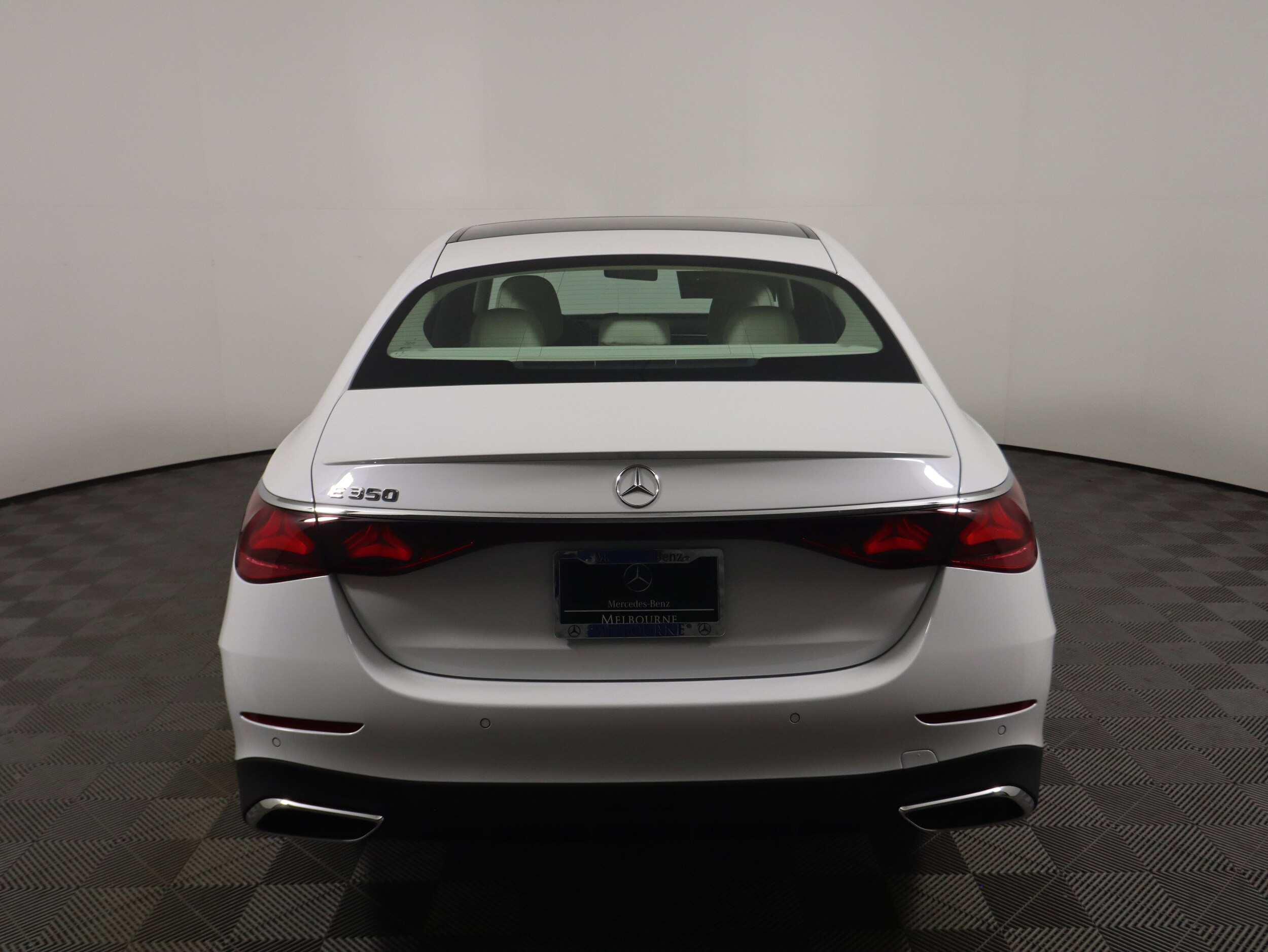 2026 Mercedes Benz E 350 photo 4