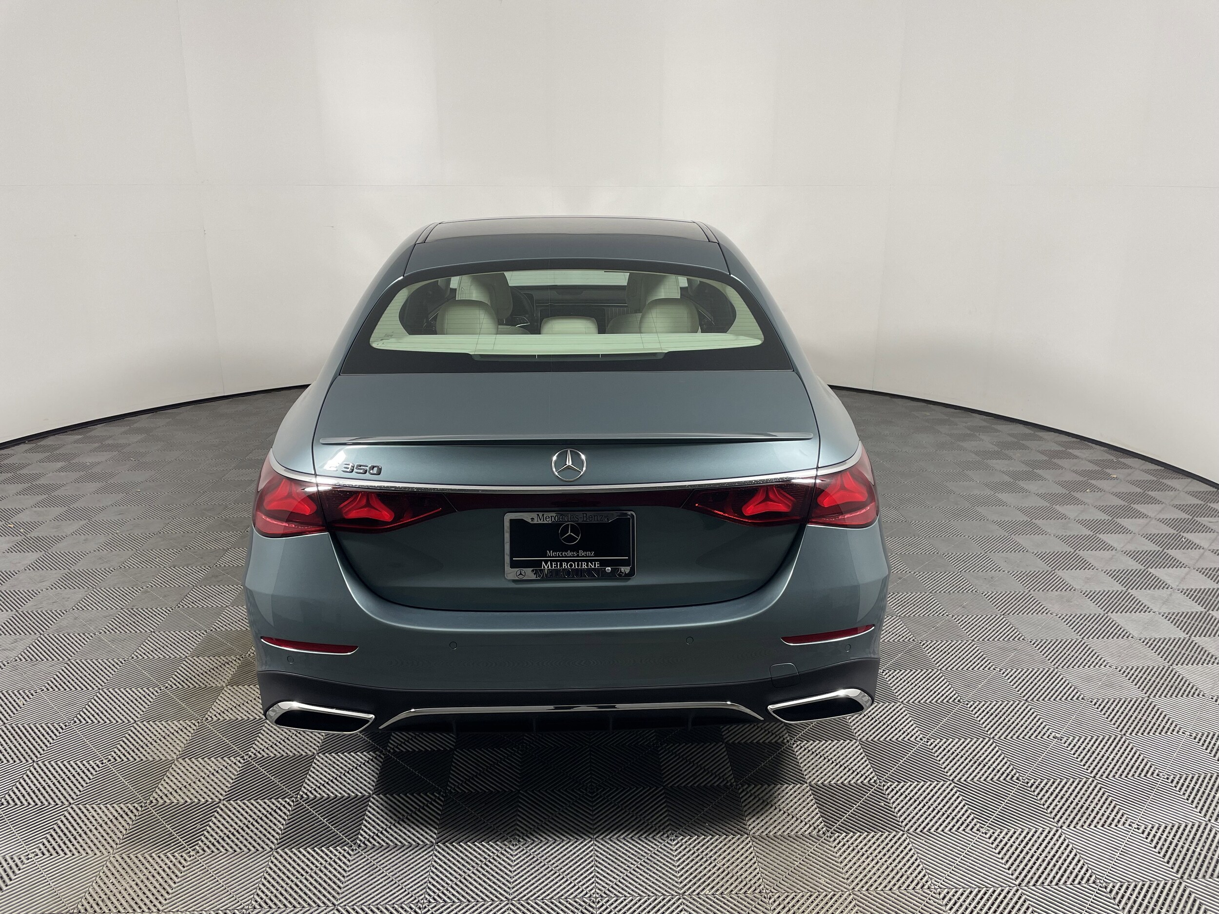 2026 Mercedes Benz E photo 4