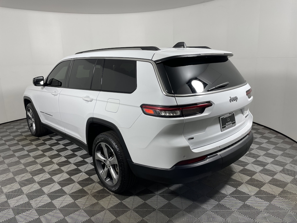 Used 2022 Jeep Grand Cherokee L Limited 4x2 SUV