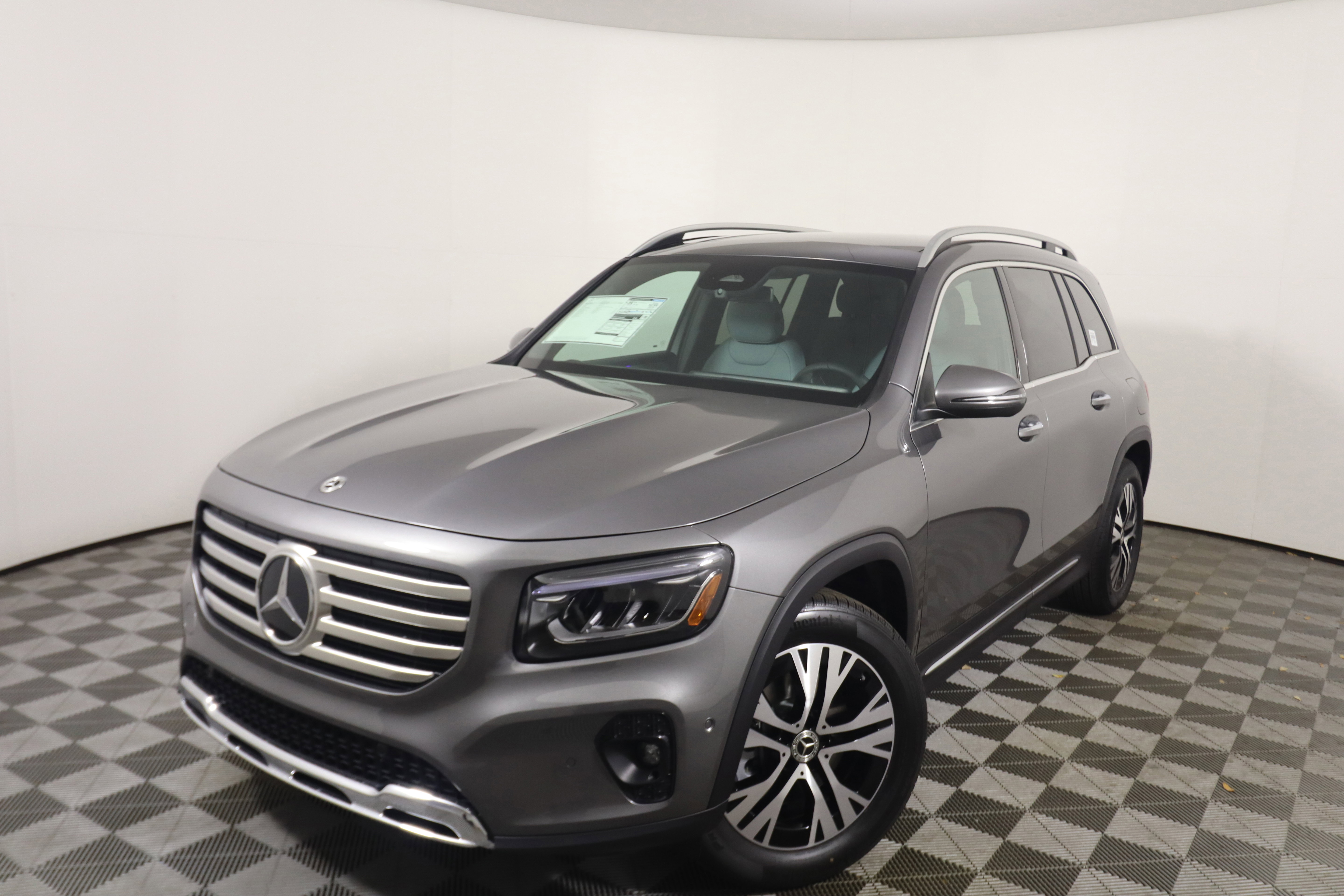  Mercedes-Benz GLB 250