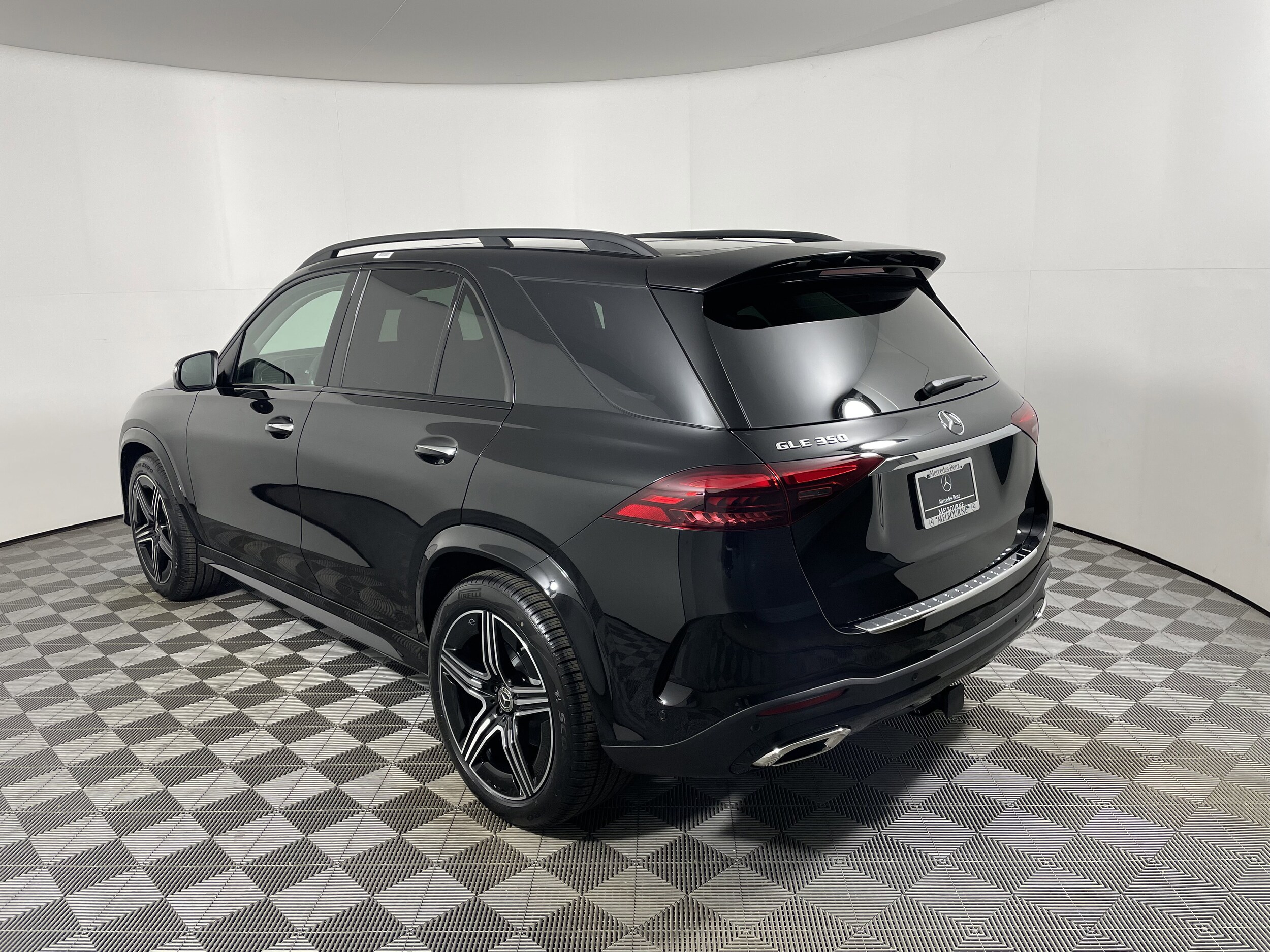 2026 Mercedes Benz GLE 350 photo 2