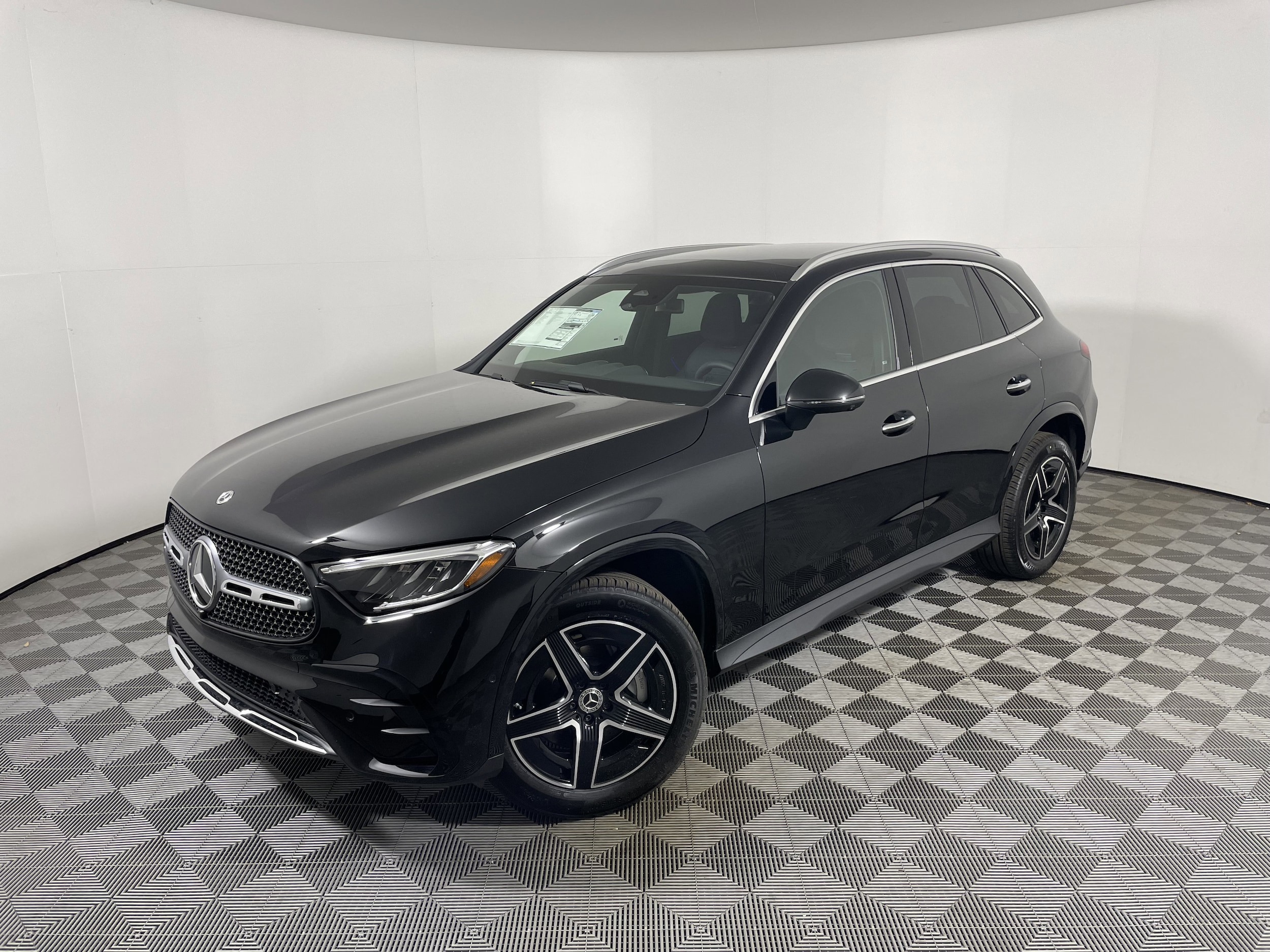 2026 Mercedes-Benz GLC