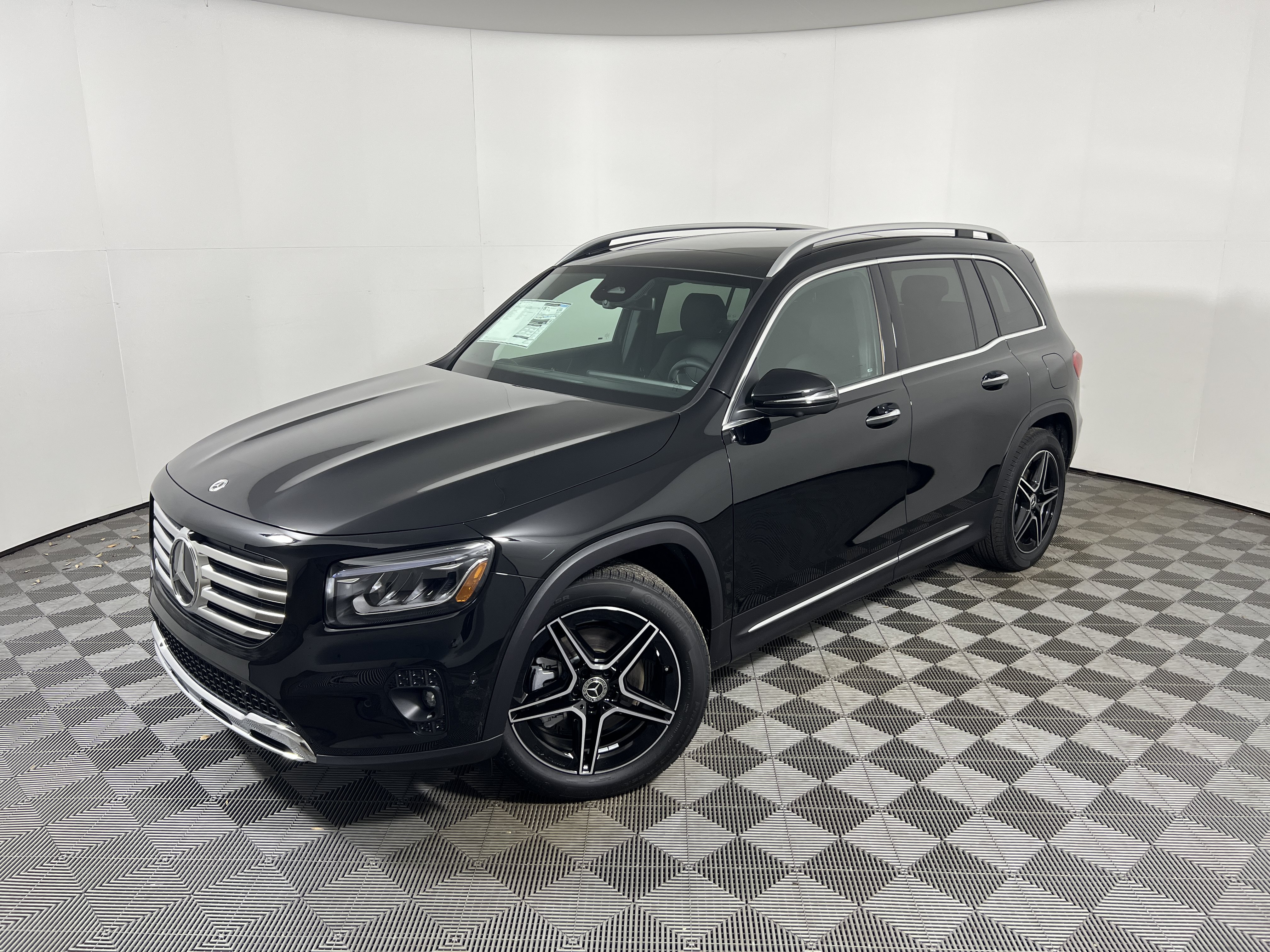2026 Mercedes-Benz GLB