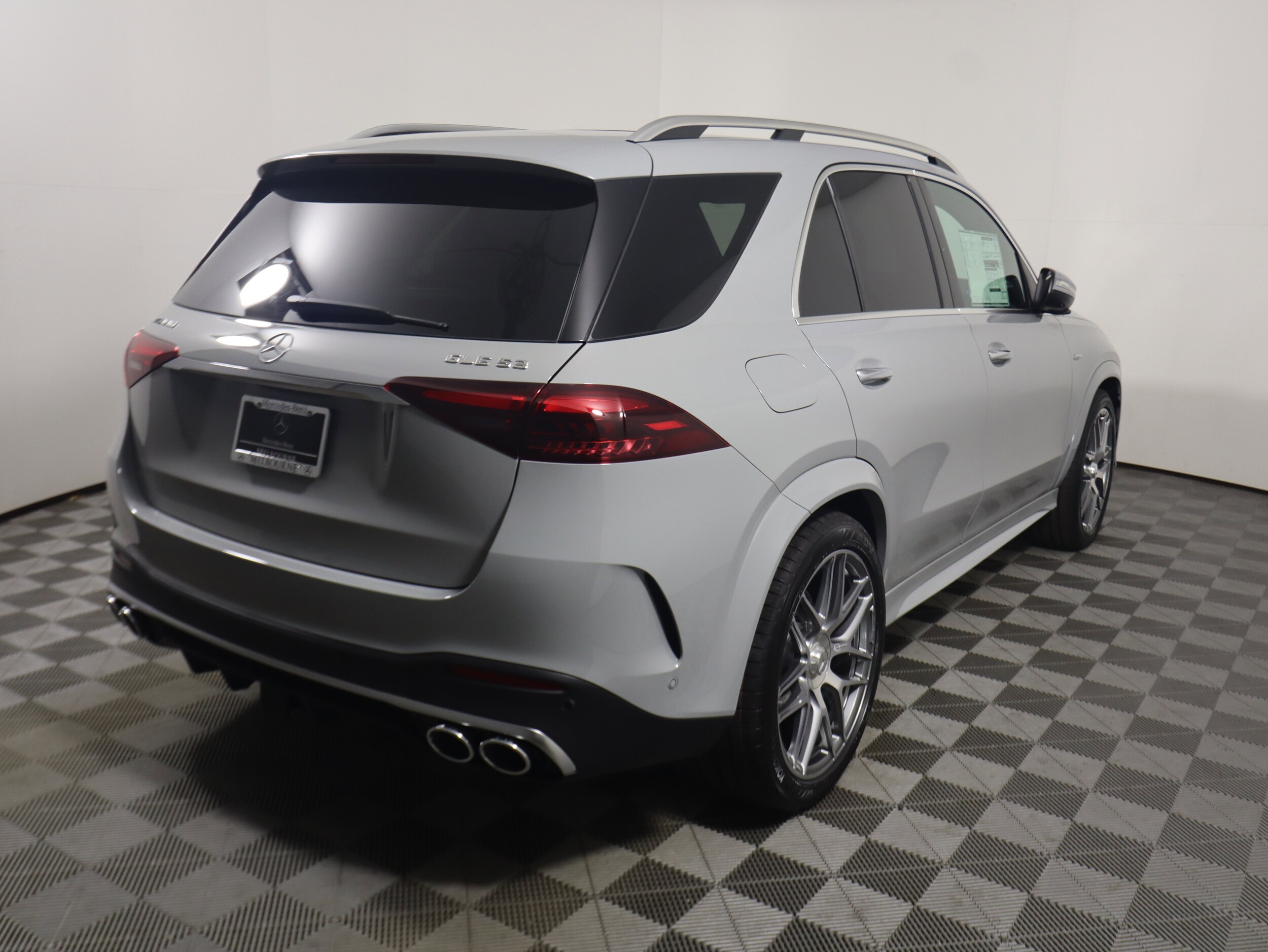 2026 Mercedes-Benz GLE AMG GLE 53 - Photo 5