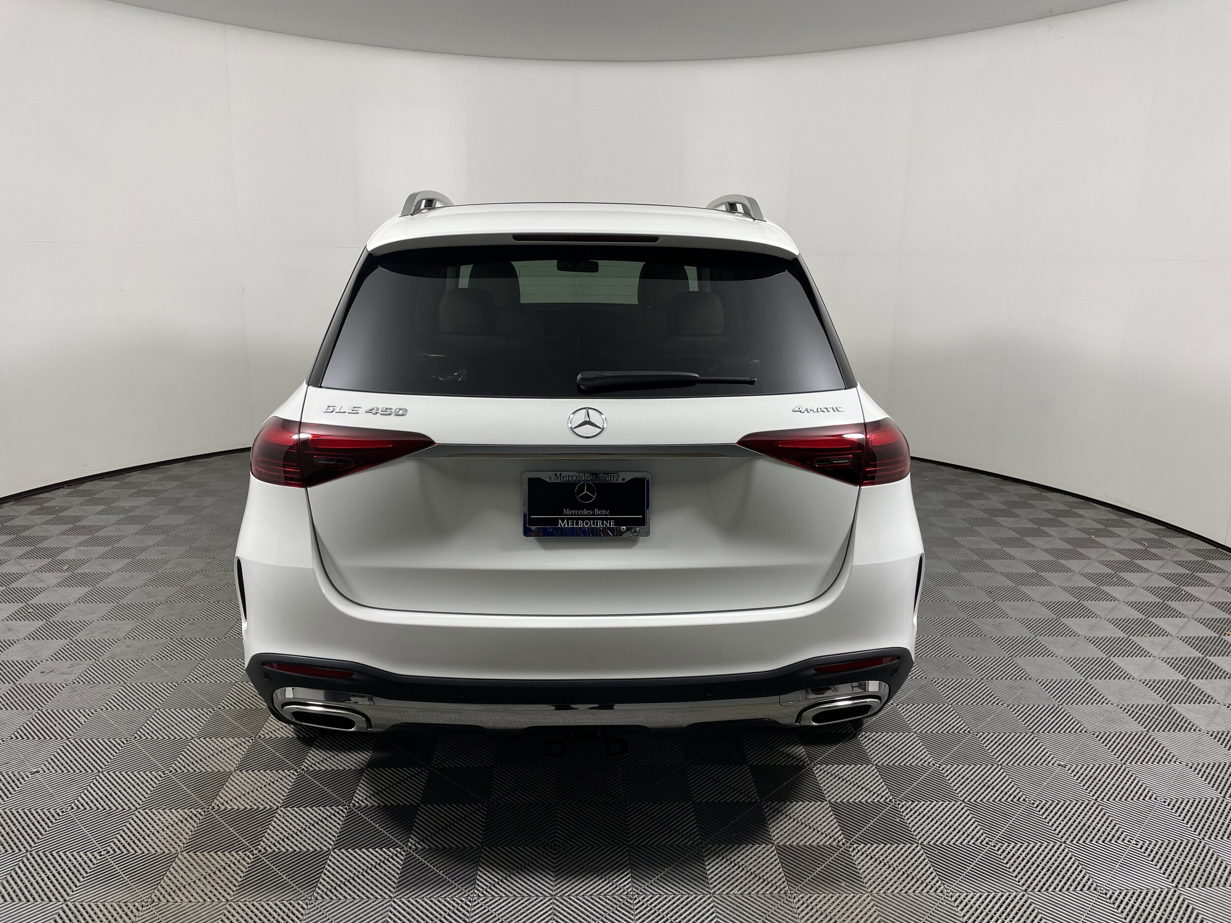 2026 Mercedes Benz GLE 450 4MATIC photo 3