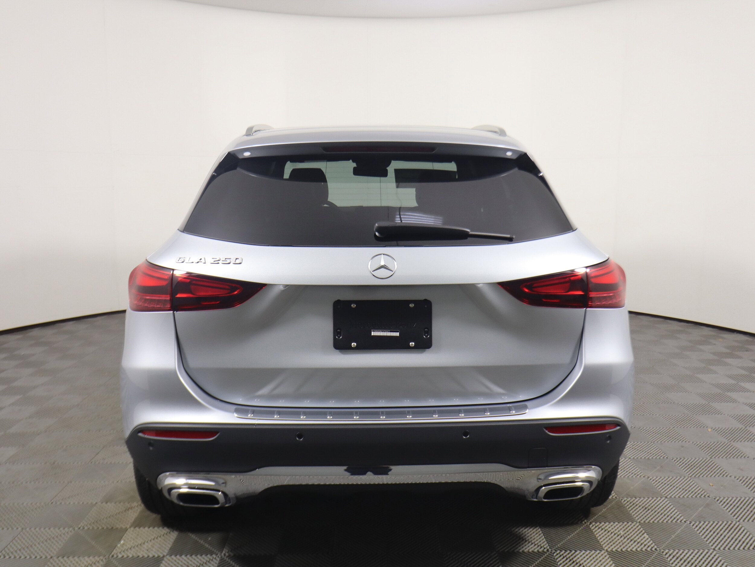 2026 Mercedes Benz GLA 250 photo 4