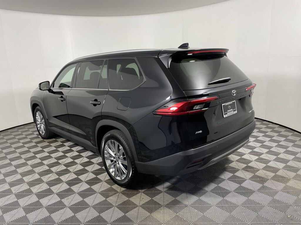 Used 2024 Toyota Grand Highlander Platinum AWD SUV