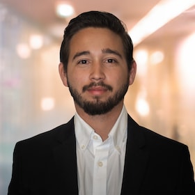 Staff member Cesar Ruiz from ID_54509c7148f6