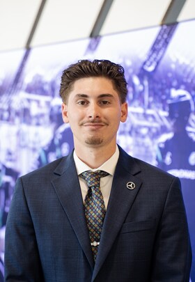 Staff member Manny Mcgee from ID_54509c7148f6