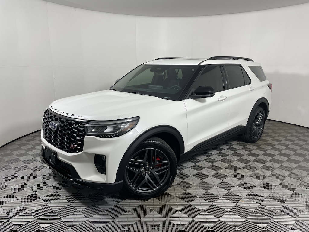 Used 2025 Ford Explorer ST SUV