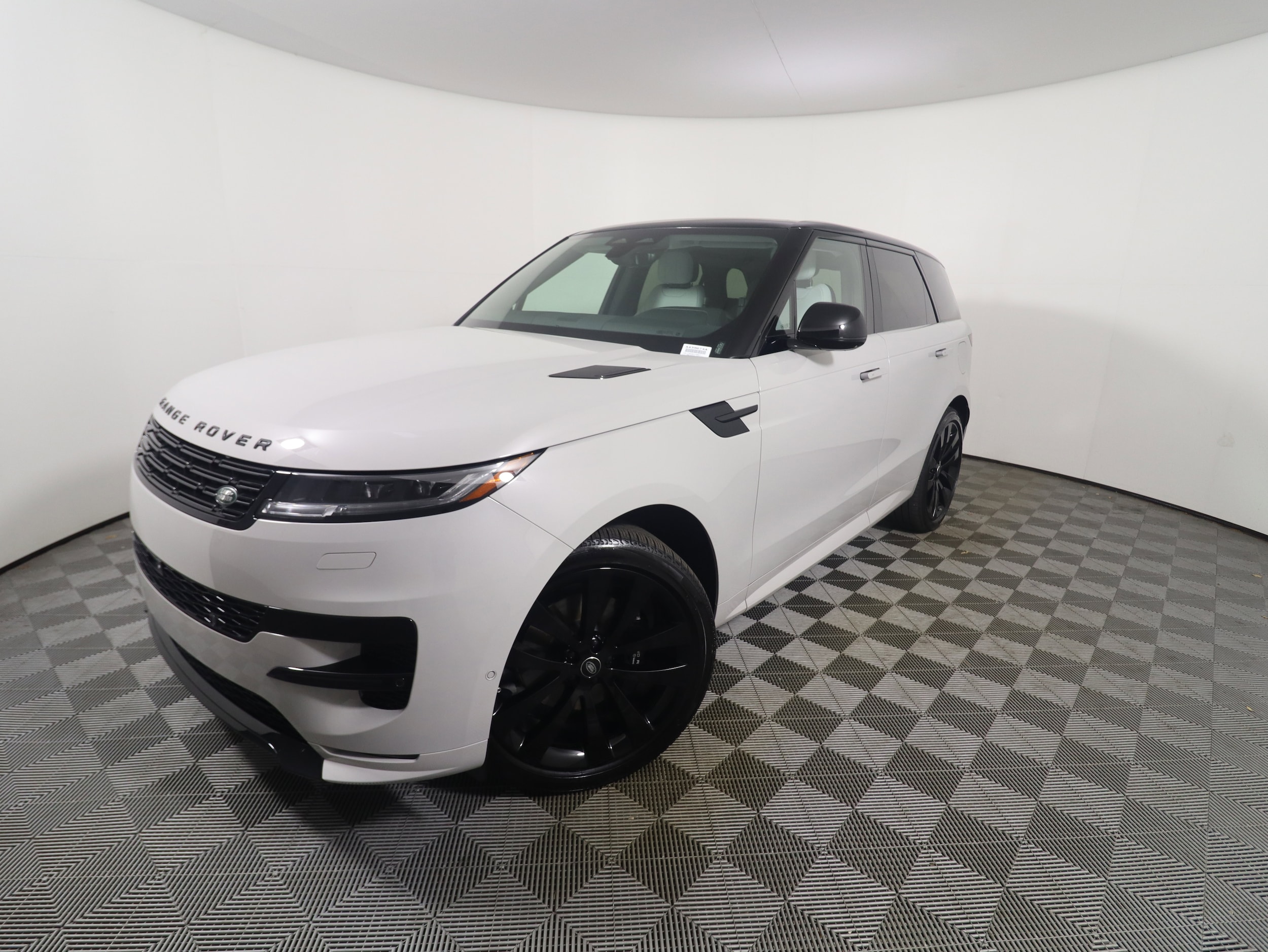 2025 Land Rover Range Rover Sport Dynamic SE