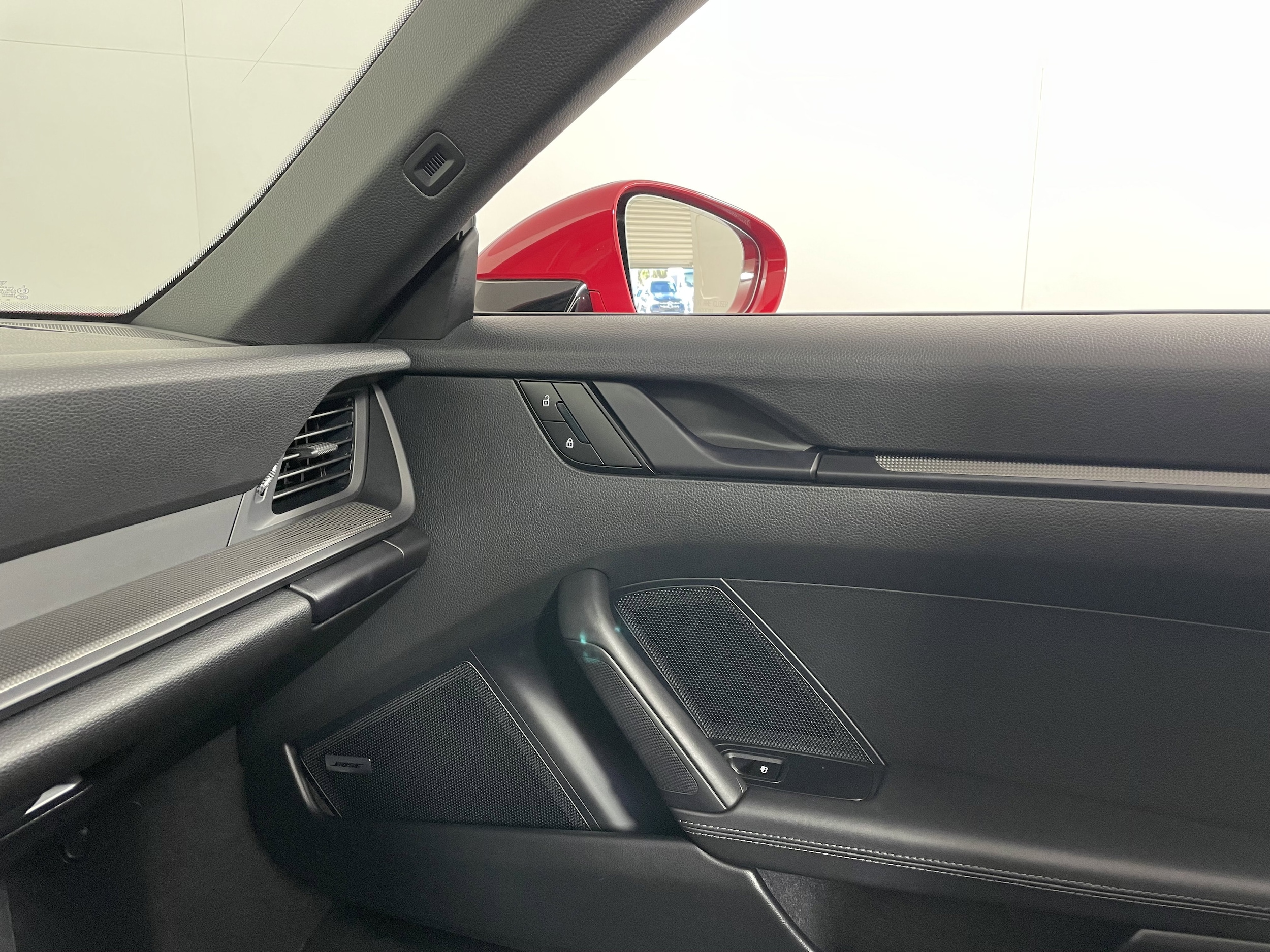 2025 Porsche 911 - Photo 14