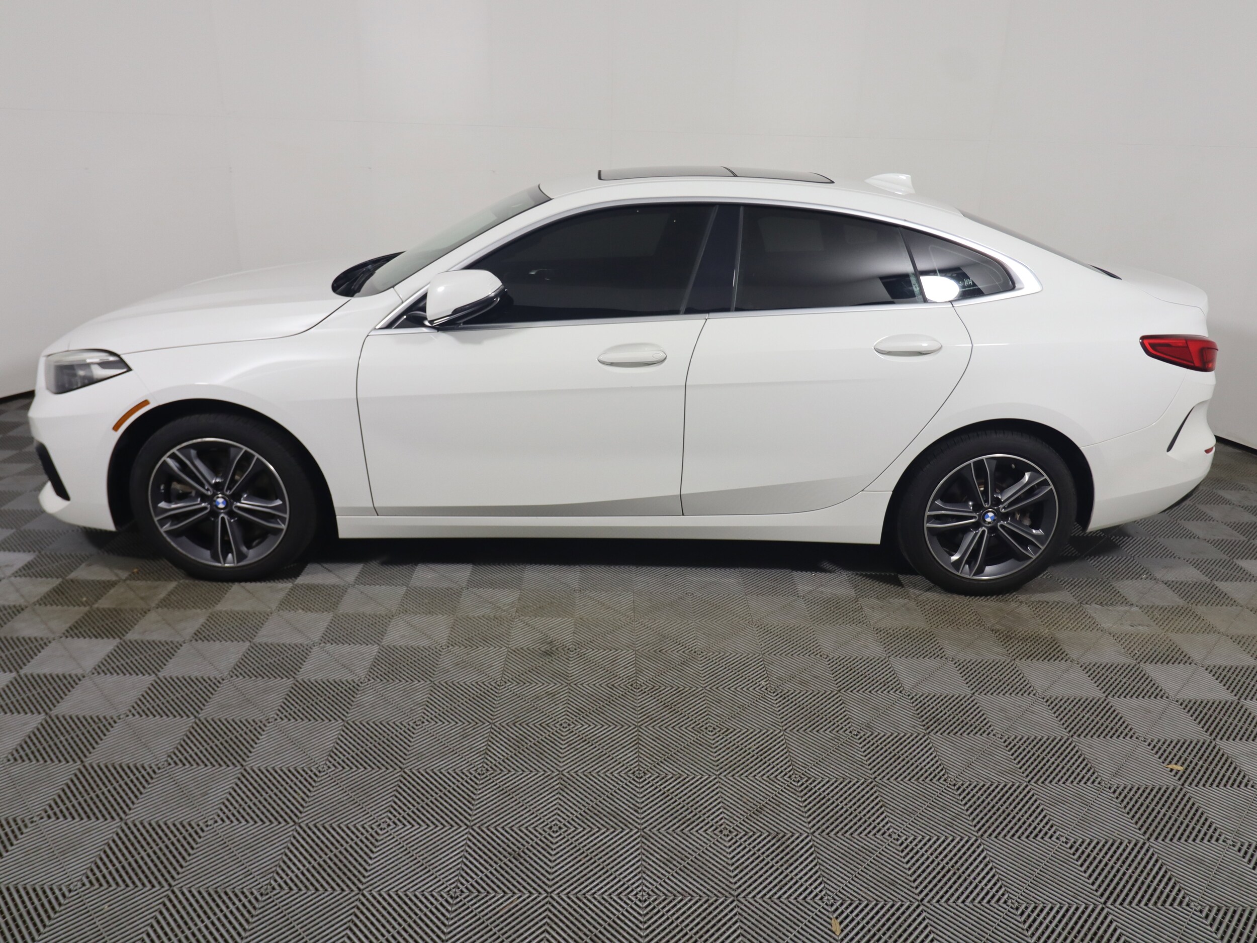 2021 Bmw 228i xDrive Gran Coupe photo 2