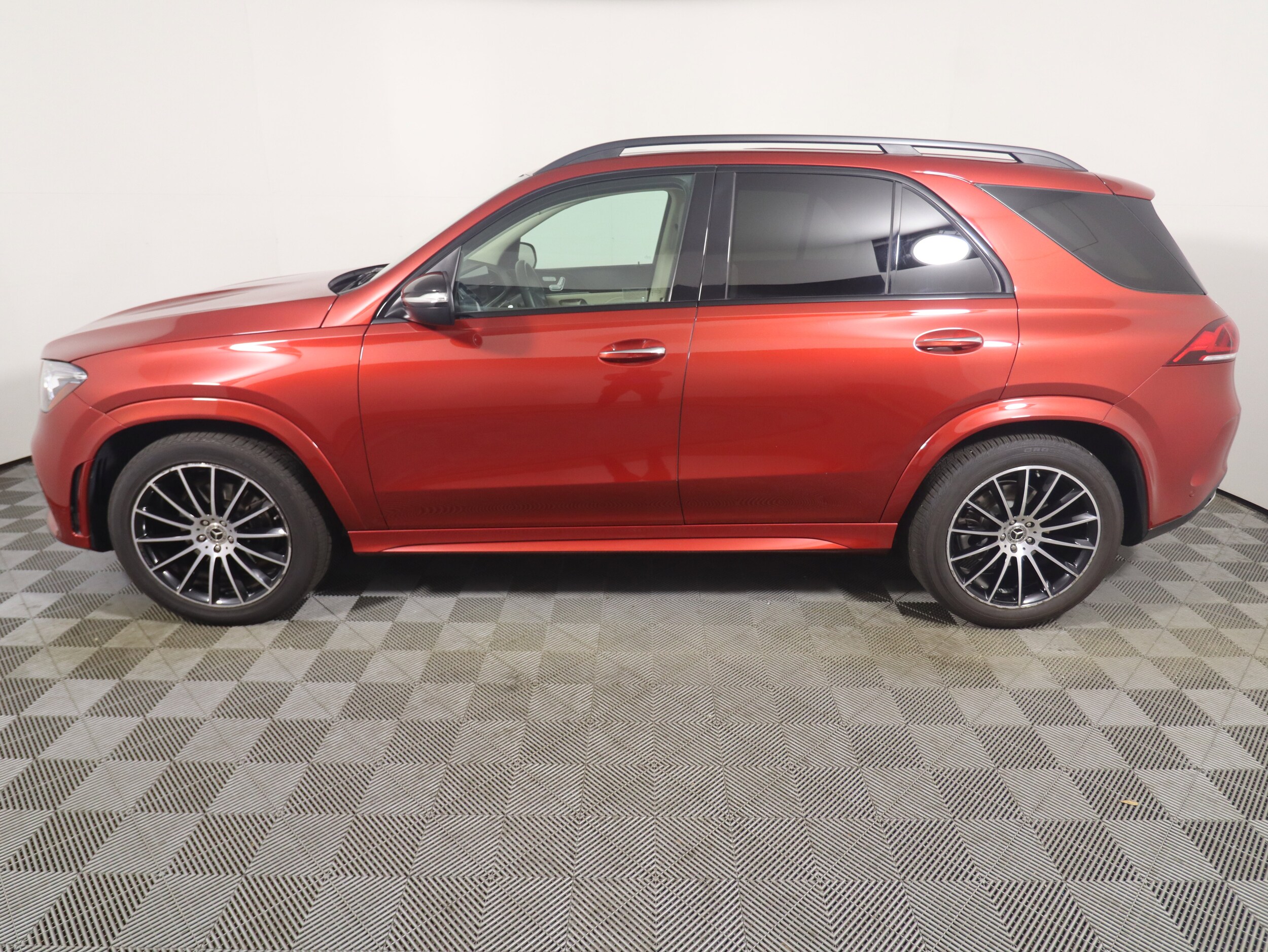 2020 Mercedes Benz GLE 350 4MATIC photo 2