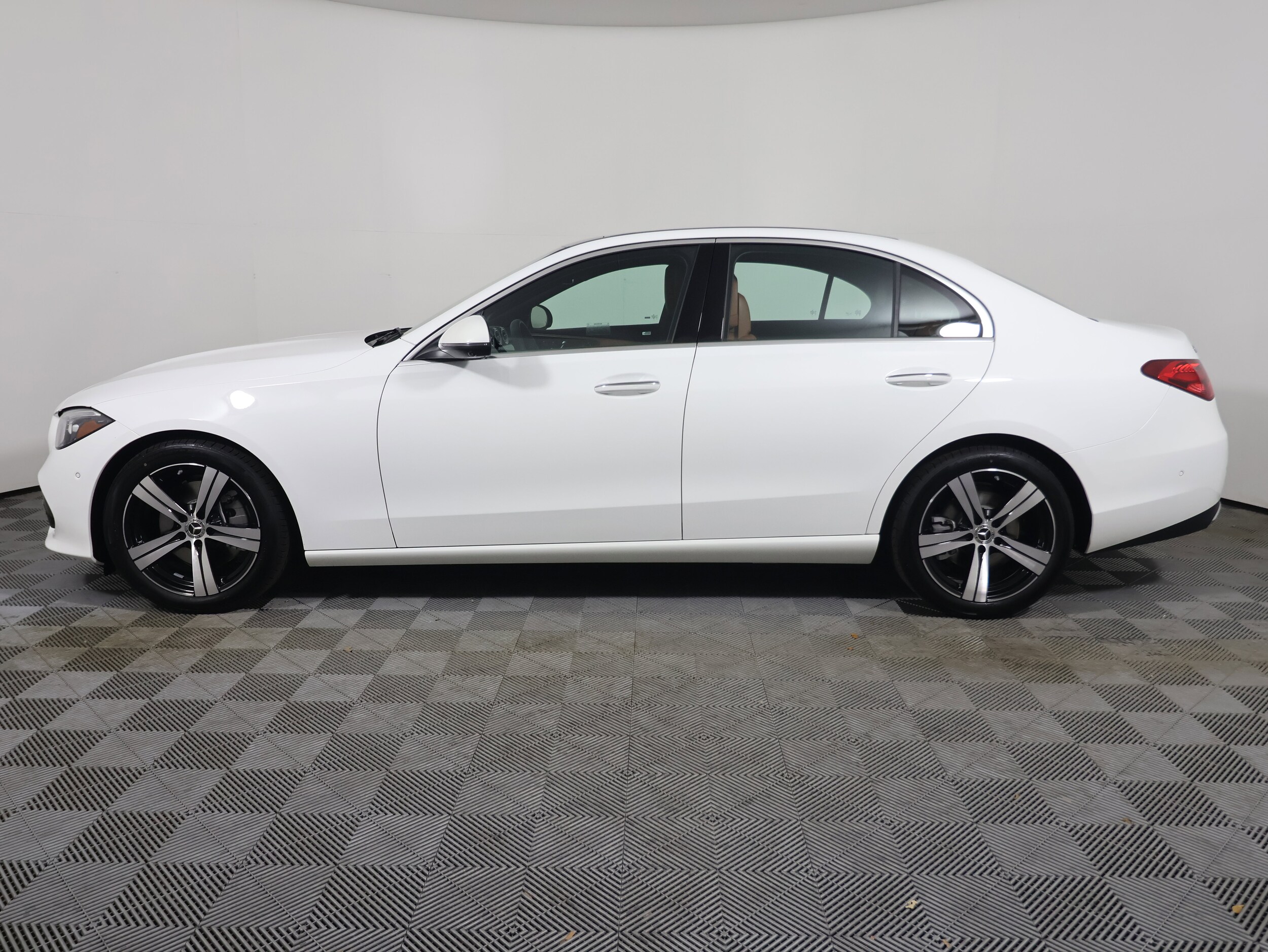 2025 Mercedes Benz C 300 photo 2
