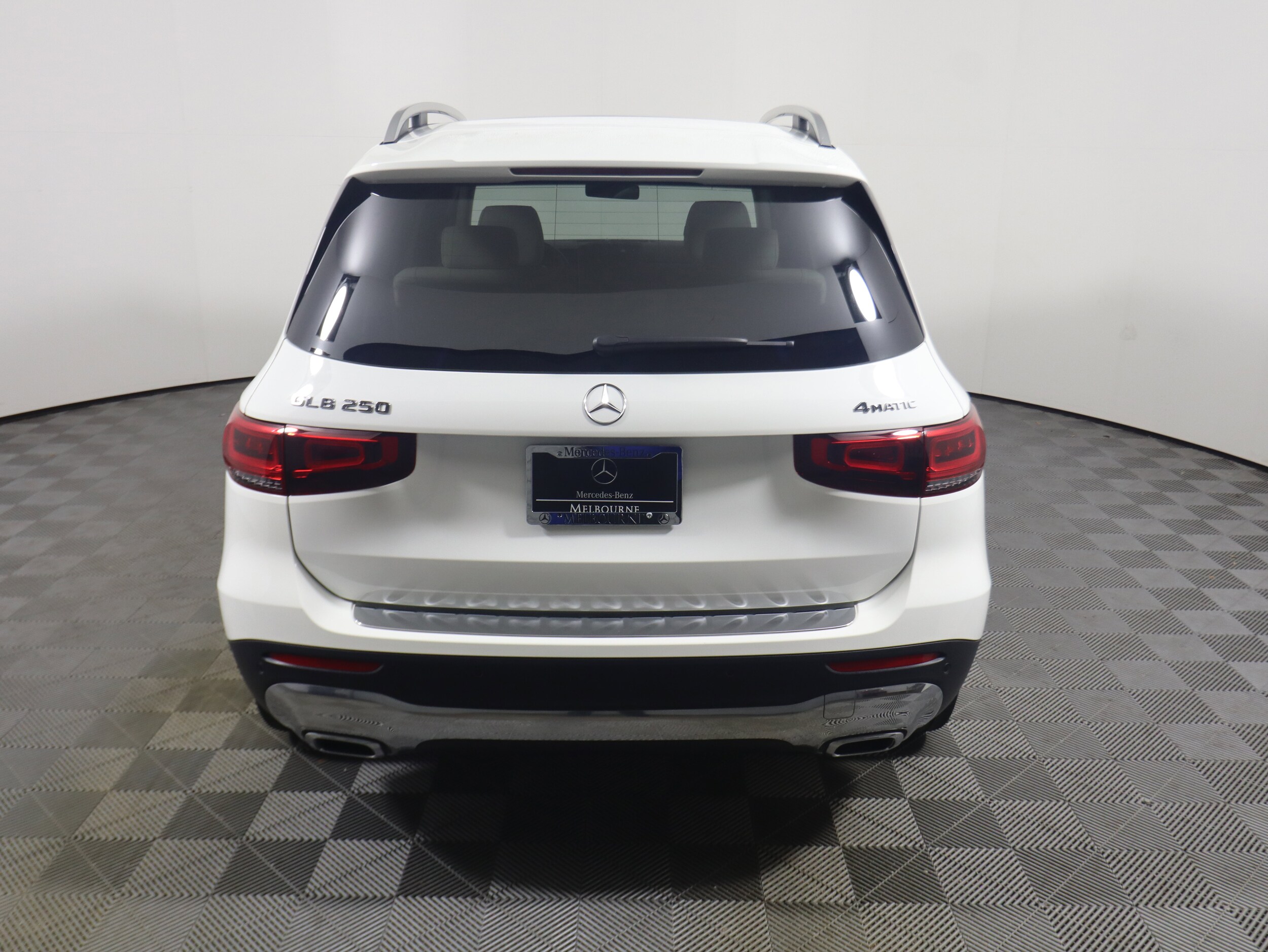 2022 Mercedes Benz GLB 250 4MATIC photo 4