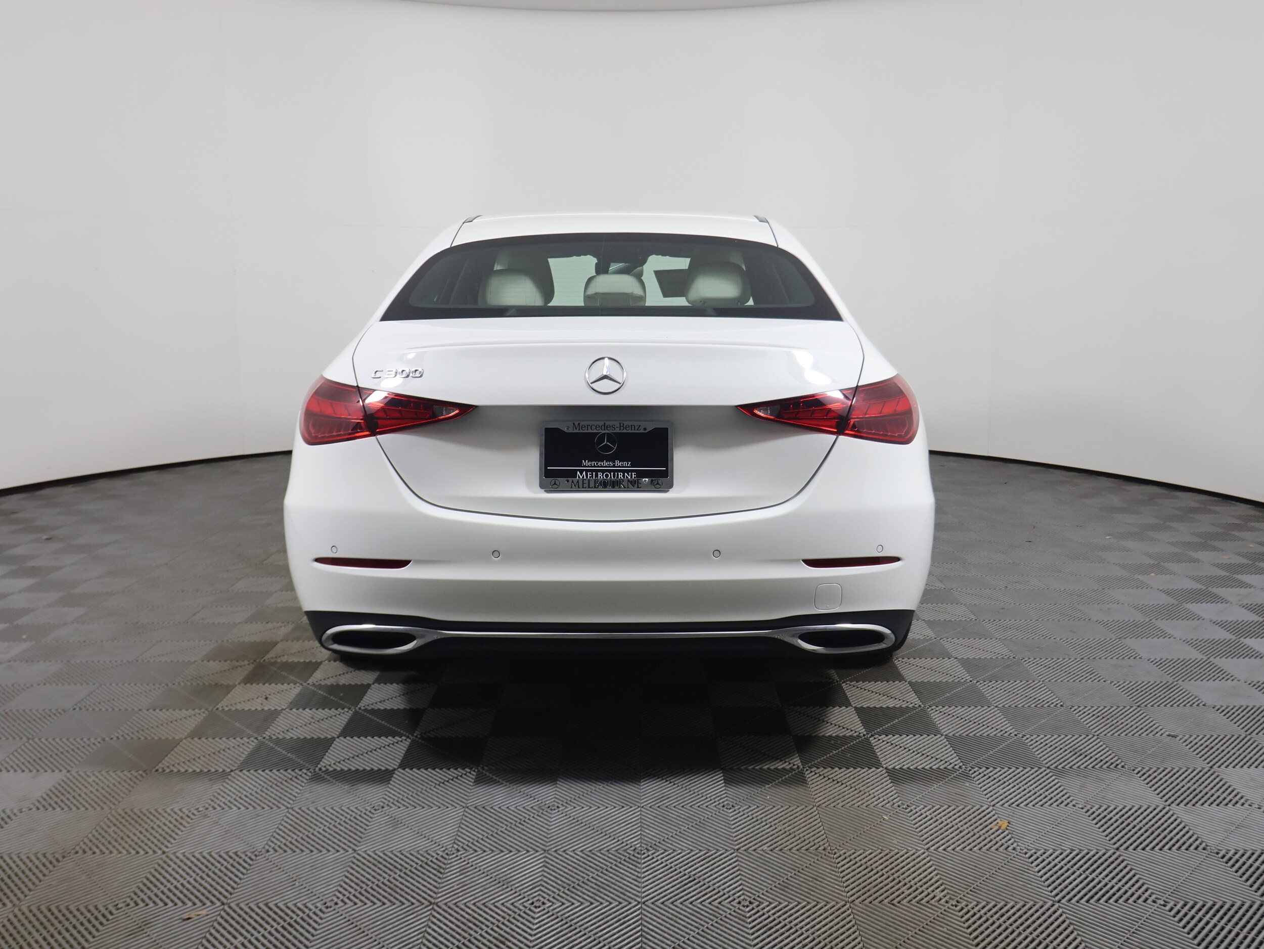 2025 Mercedes Benz C 300 photo 4