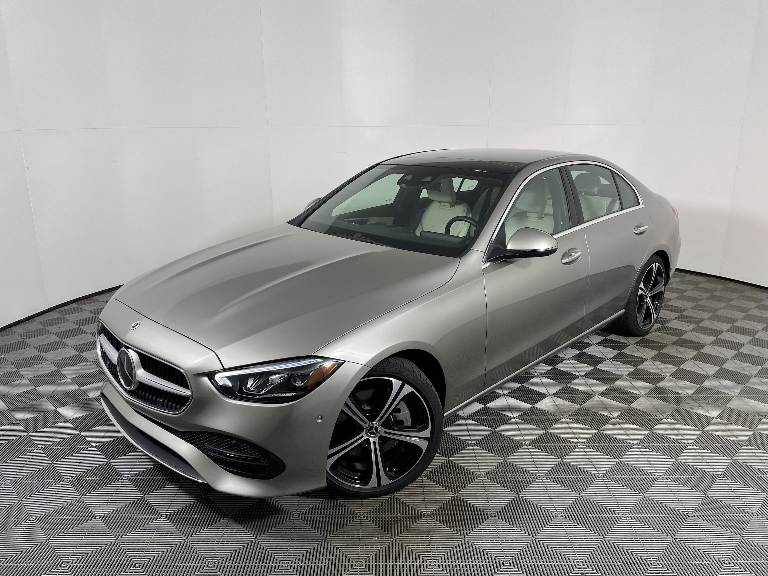 2023 Mercedes-Benz C-Class Sedan C 300's photo