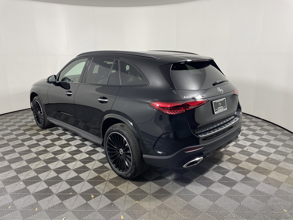 New 2026 Mercedes-Benz GLC 300 SUV