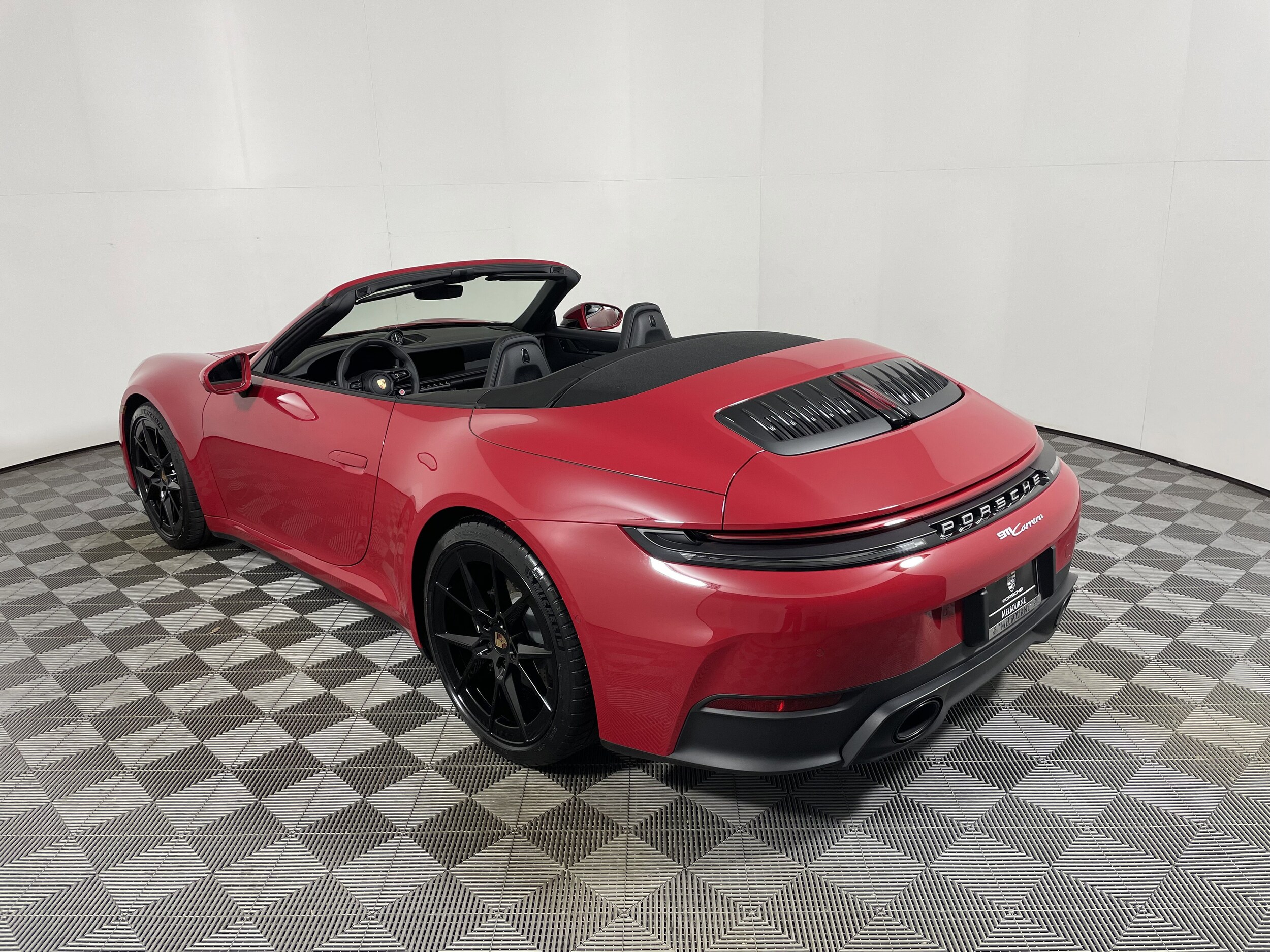 2025 Porsche 911 Cabriolet photo 3
