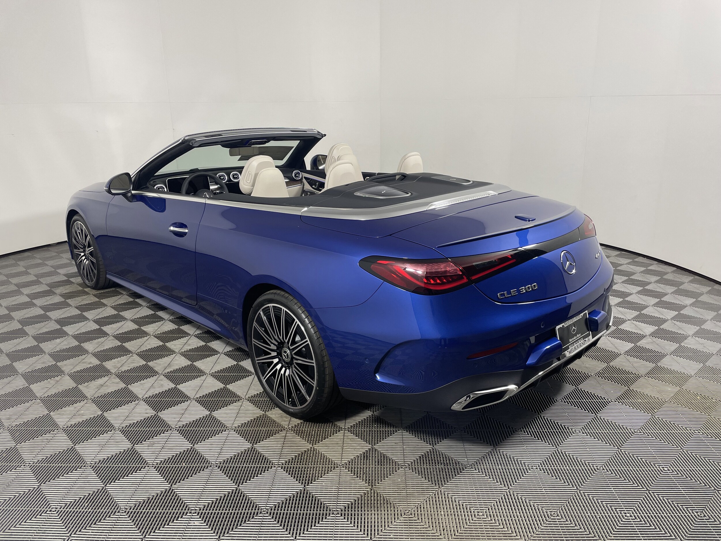 2026 Mercedes Benz CLE 300 4MATIC photo 3