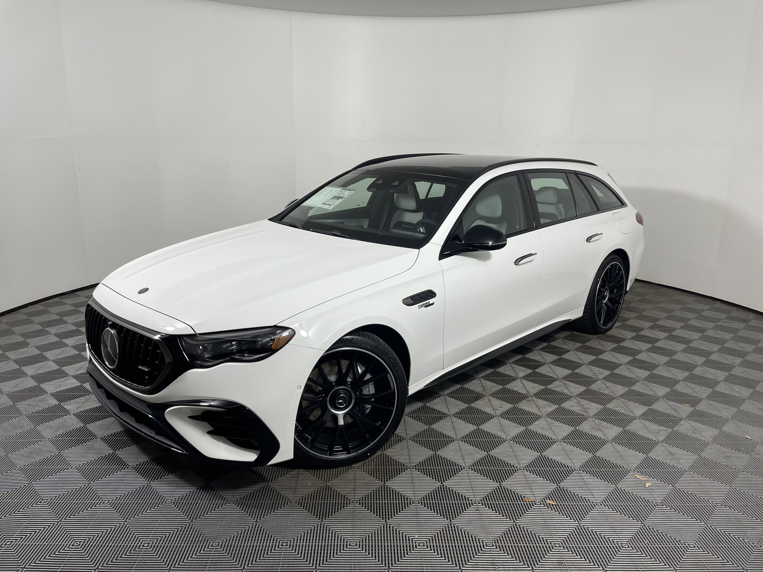 2026 Mercedes-Benz E-Class AMG E53 4MATIC's photo