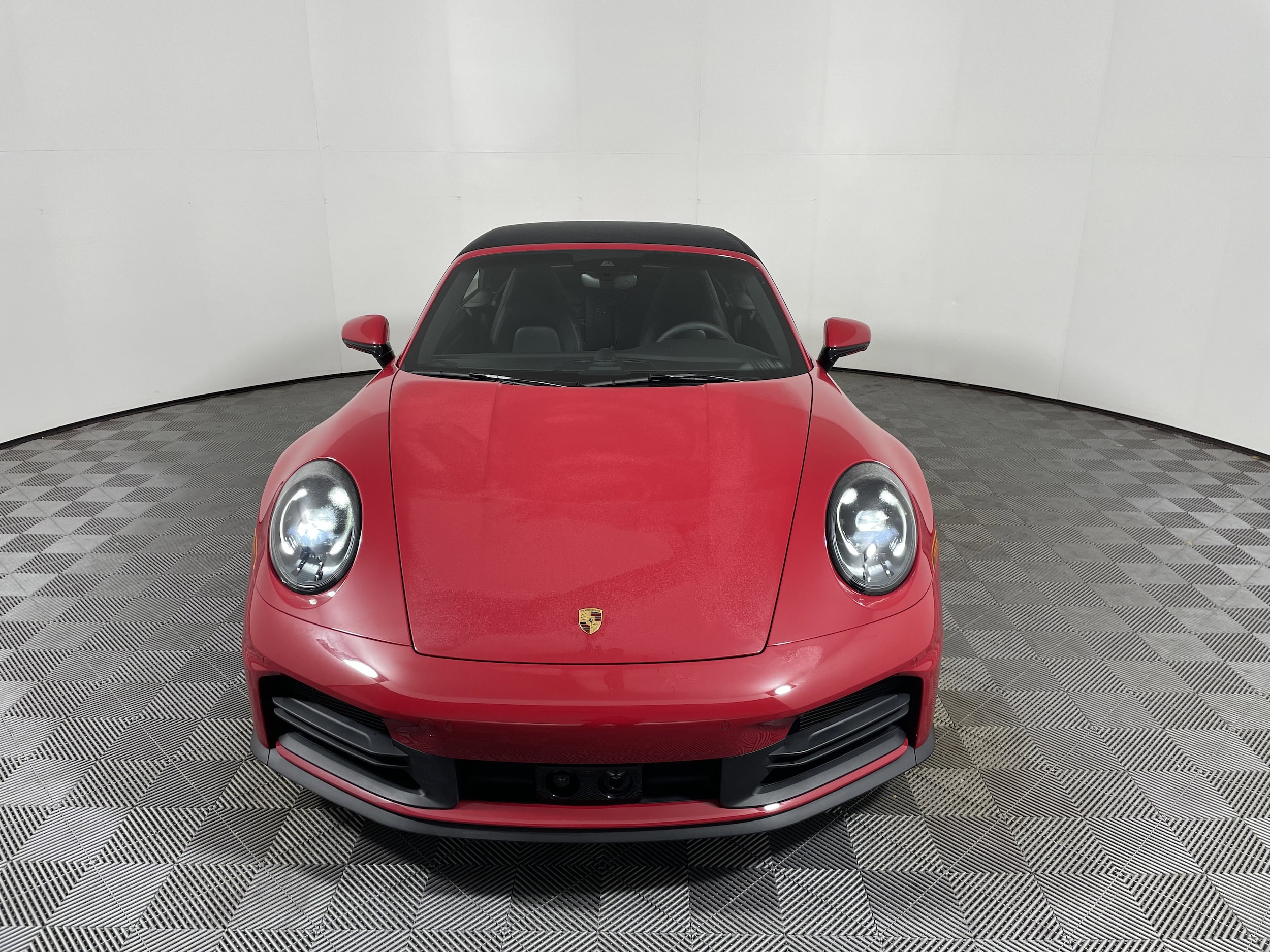 2025 Porsche 911 - Photo 26