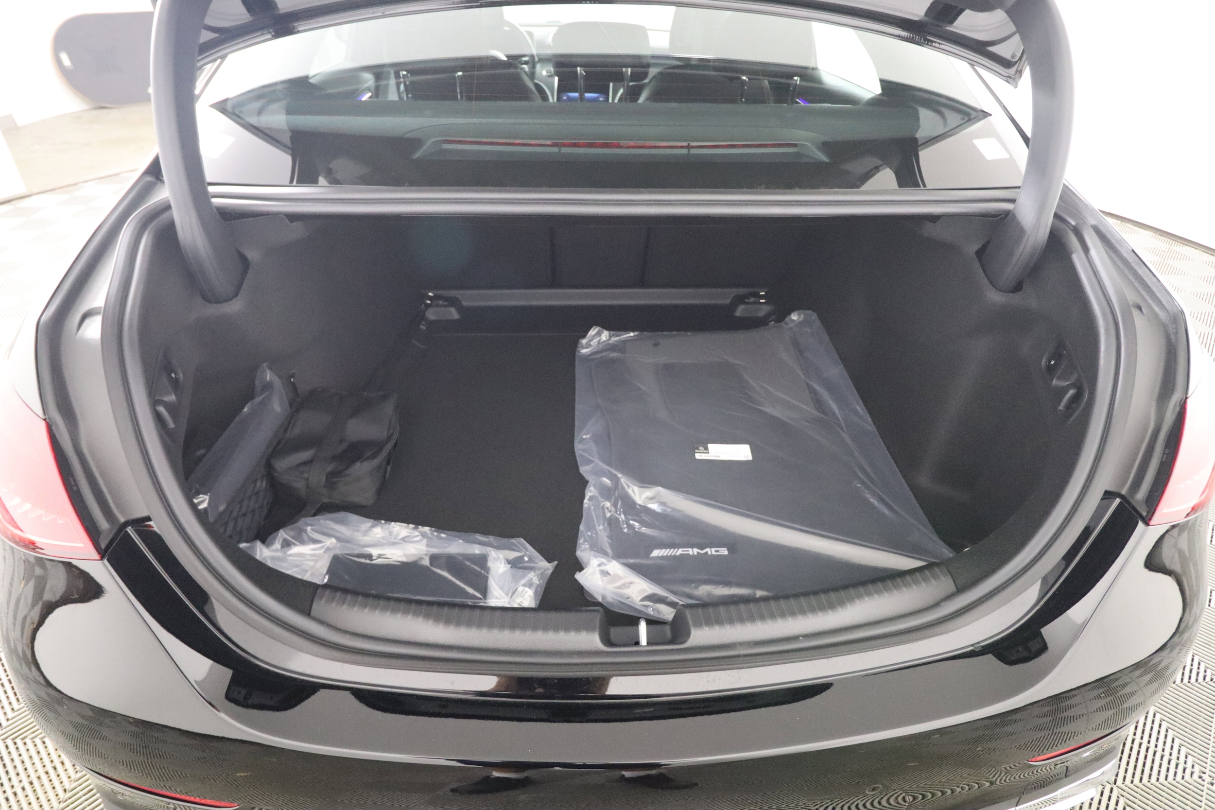 2026 Mercedes-Benz C-Class Sedan C 300 - Photo 19