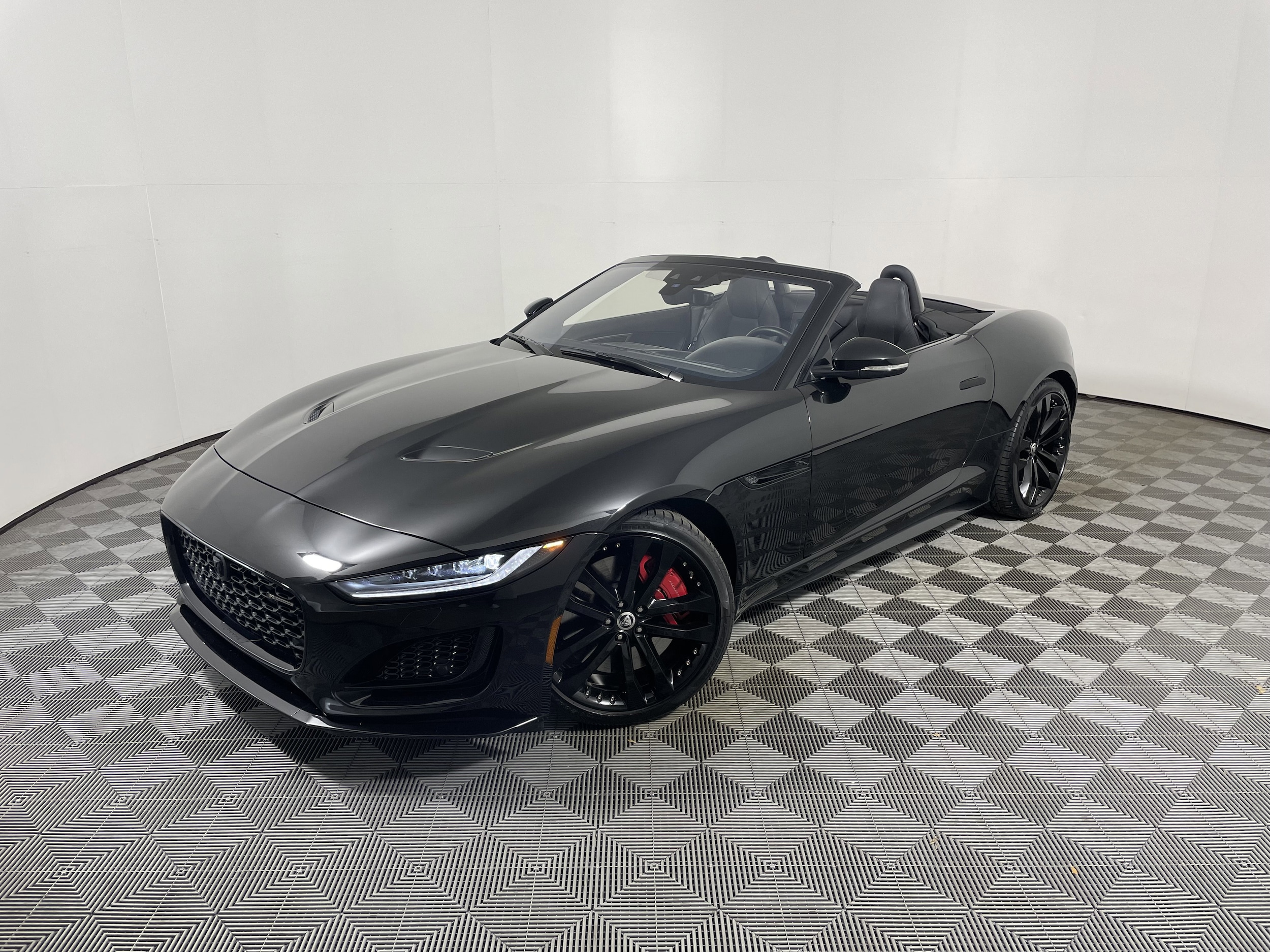 2024 Jaguar F-Type