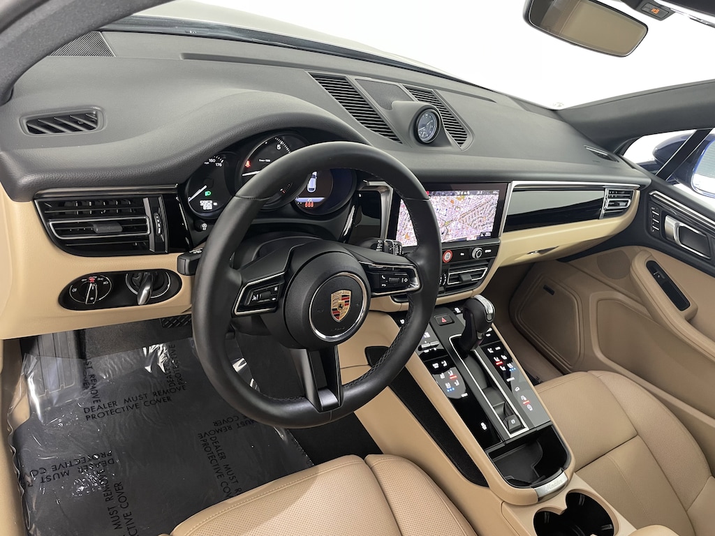 Used 2025 Porsche Macan SUV