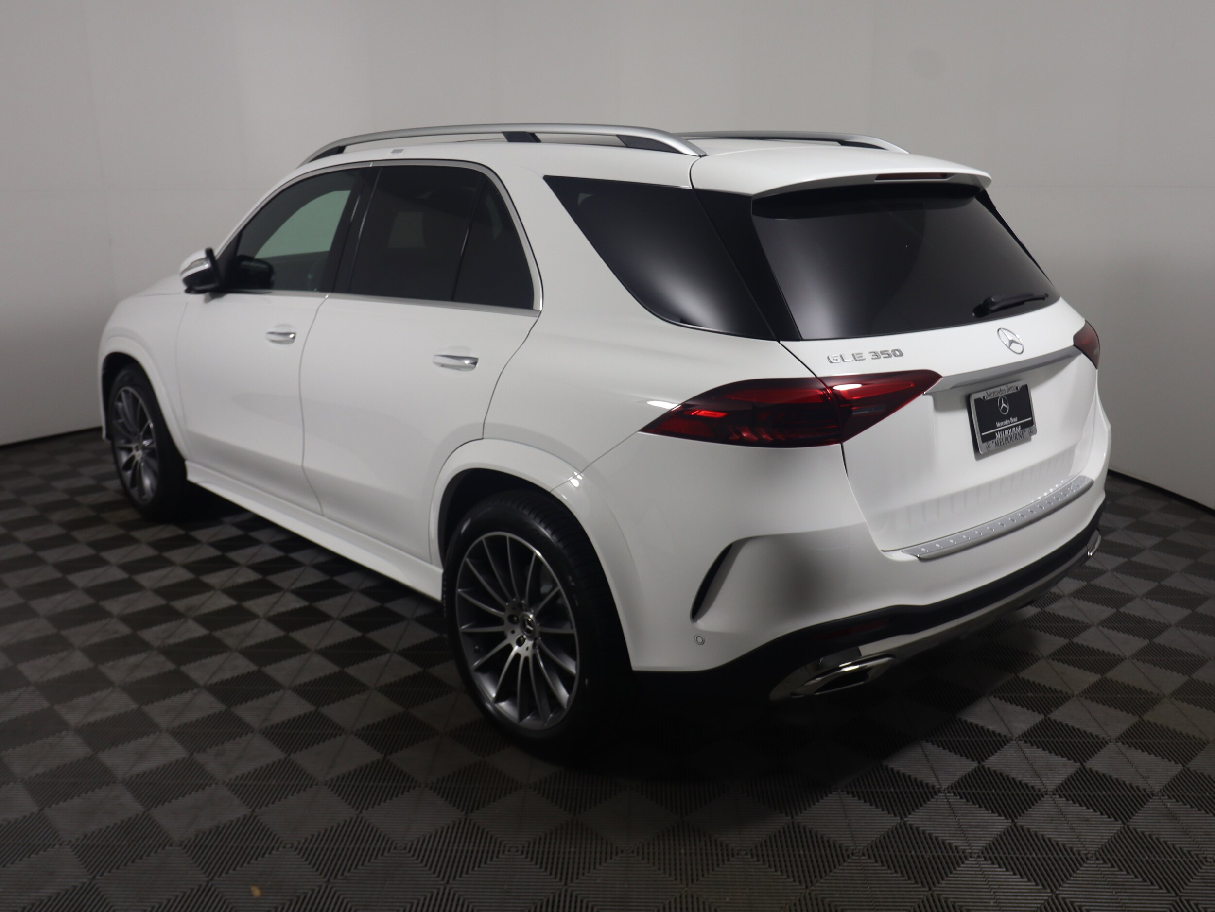 2026 Mercedes Benz GLE 350 photo 2