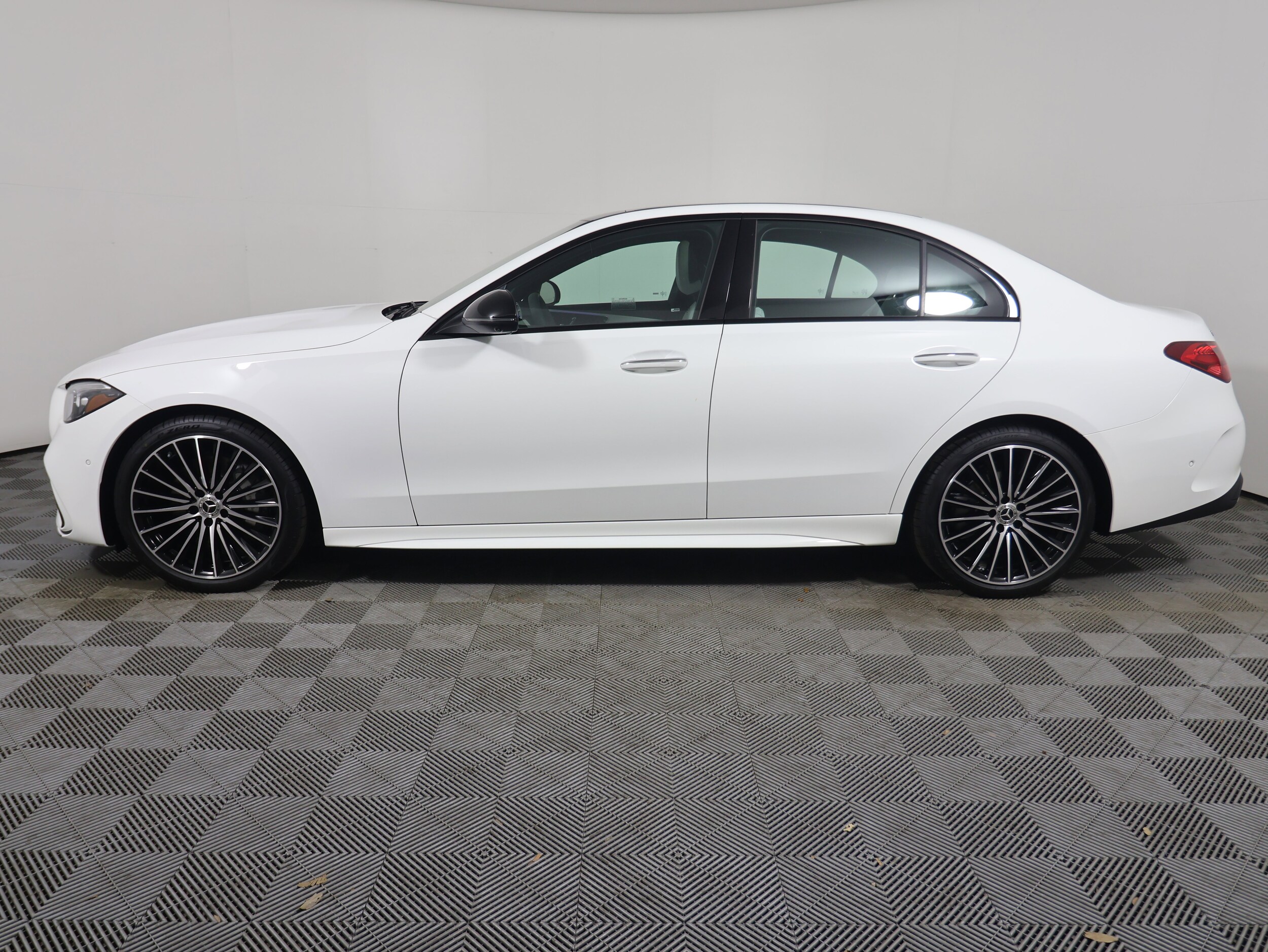 2025 Mercedes Benz C 300 photo 2