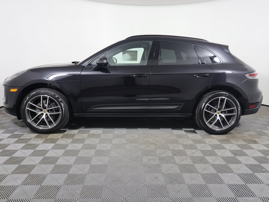 Used 2024 Porsche Macan AWD SUV