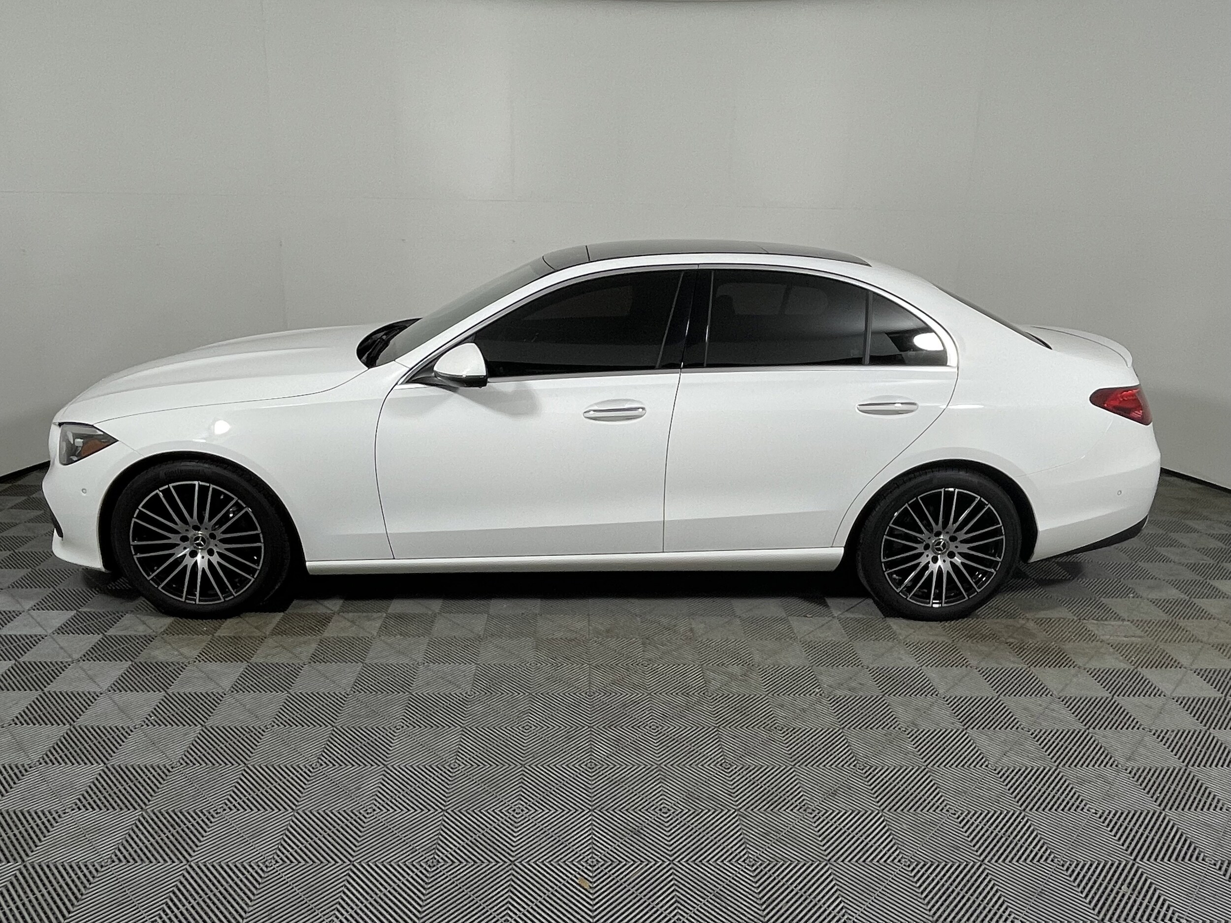 2023 Mercedes Benz C 300 Sedan photo 2