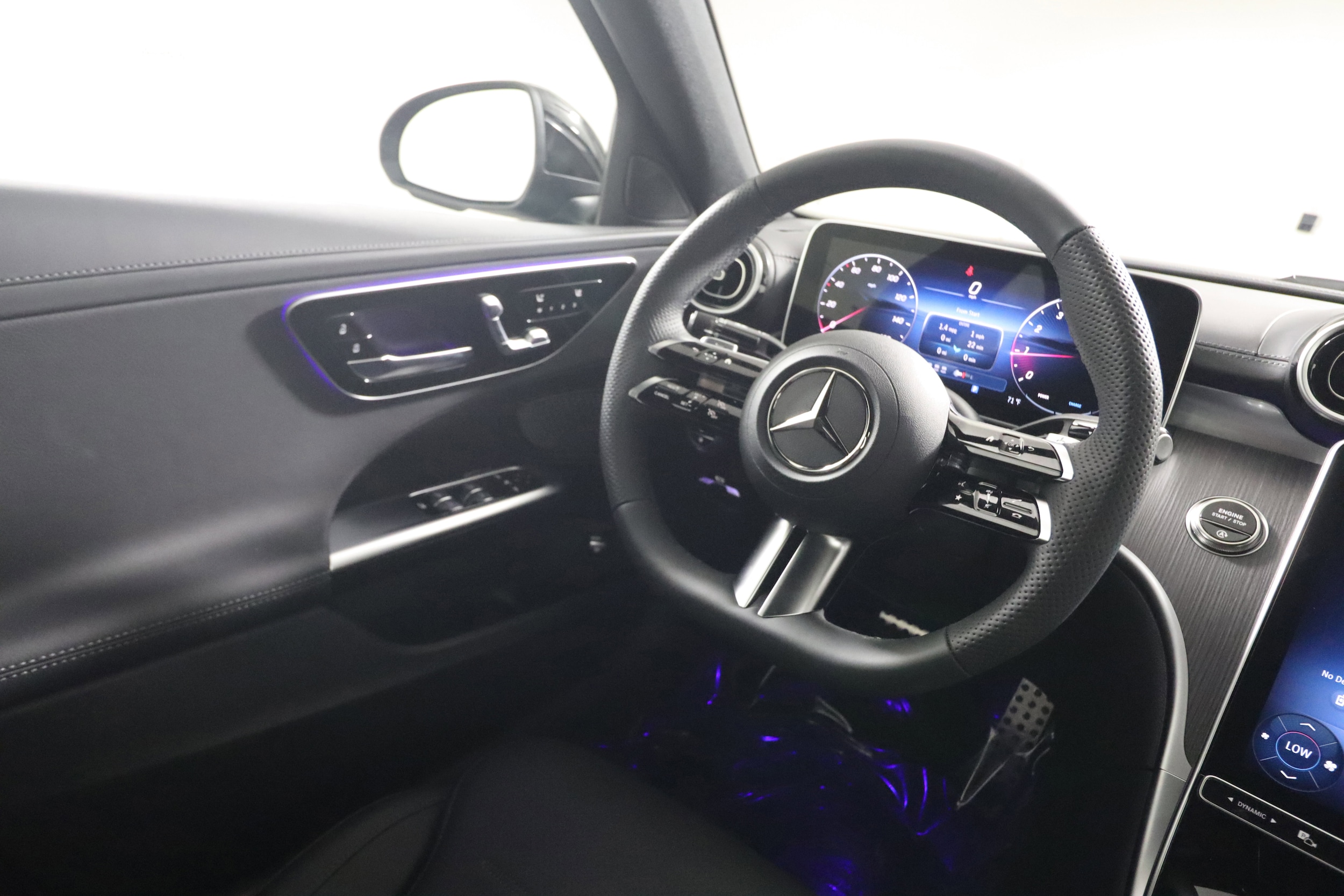 2026 Mercedes-Benz C-Class Sedan C 300 - Photo 10