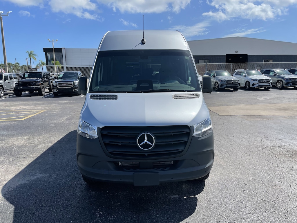 New 2025 Mercedes-Benz Sprinter 2500 Standard Roof 4-Cyl Diesel HO Van Passenger Van