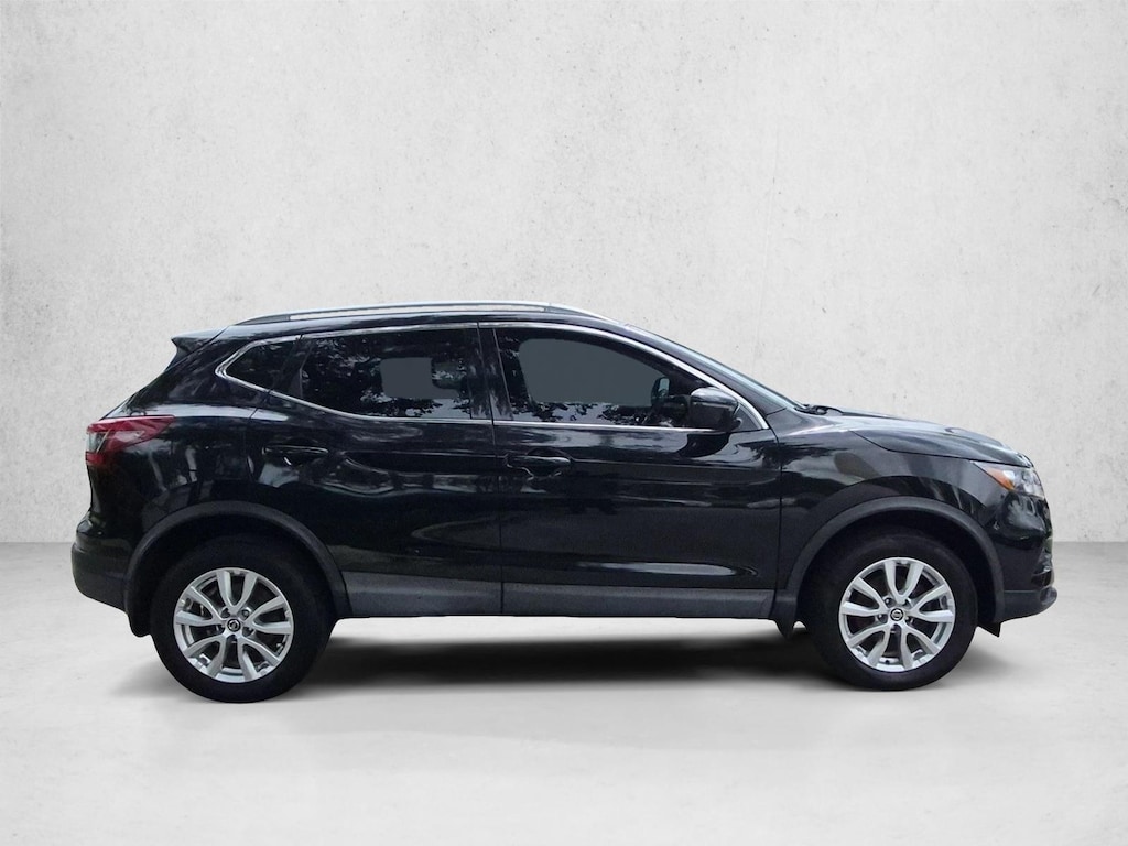 Used 2020 Nissan Rogue Sport SV SUV
