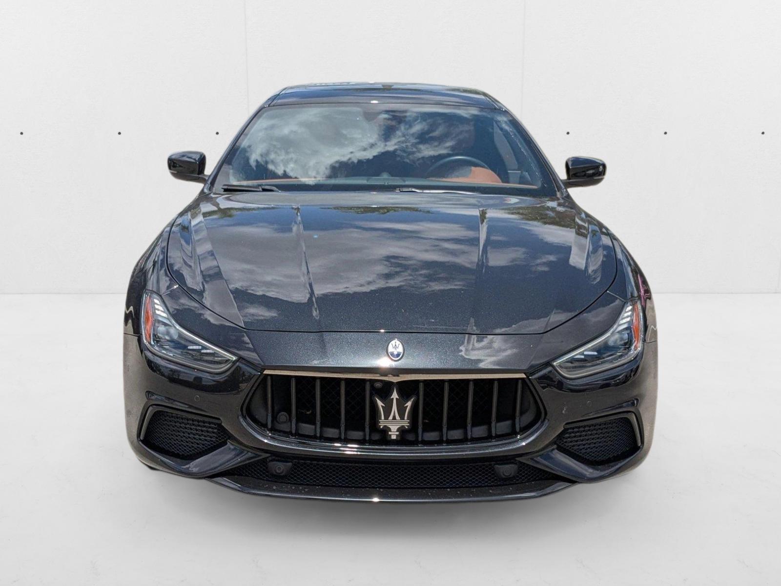 2023 Maserati Ghibli Modena Q4 photo 2