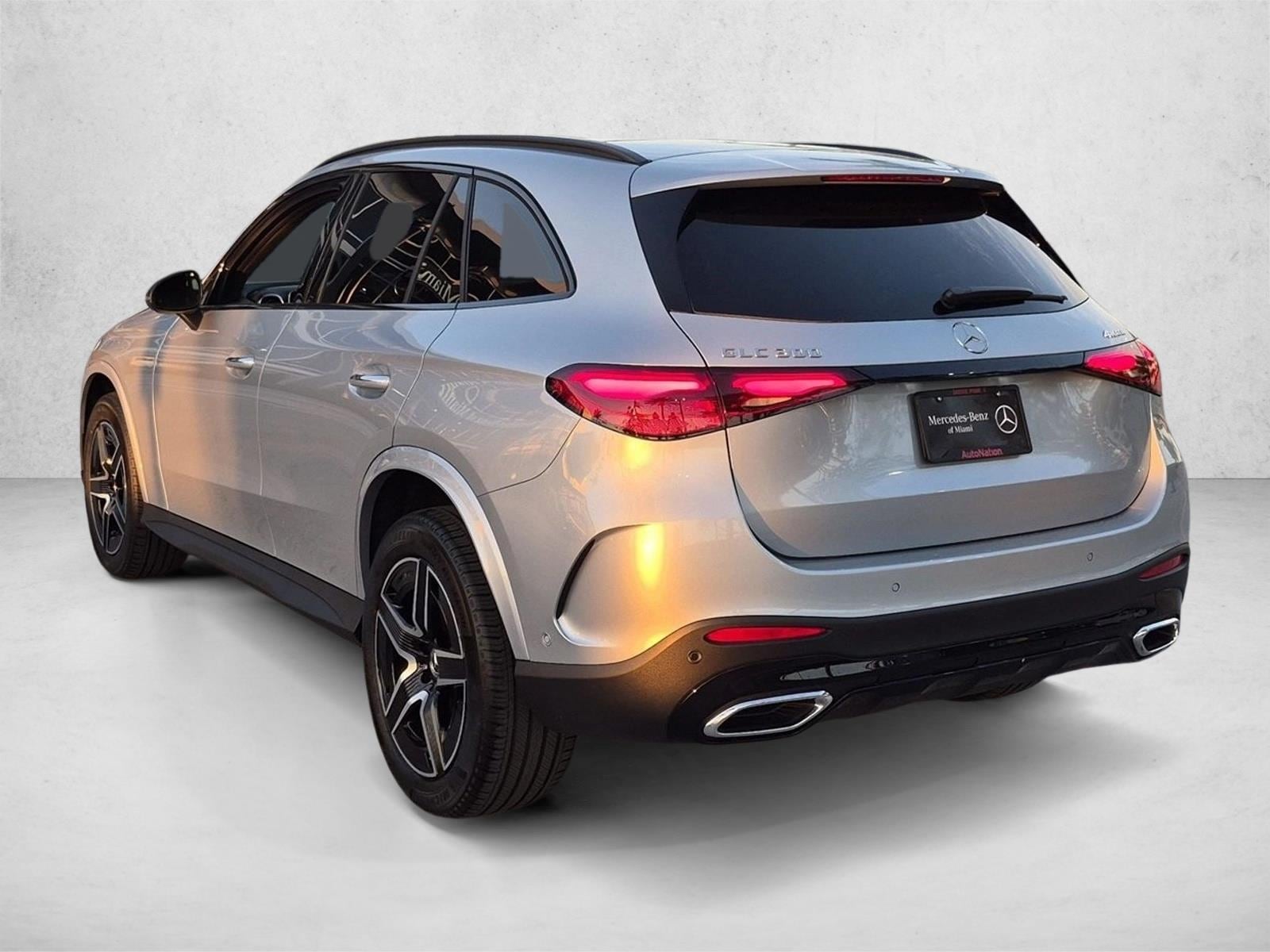2026 Mercedes-Benz GLC Base - Photo 8