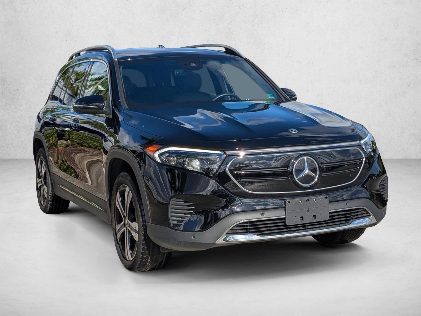 2023 Mercedes Benz EQB photo 3