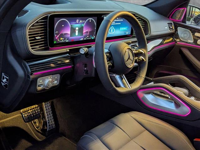 2025 Mercedes Benz GLS 450 4MATIC photo 3