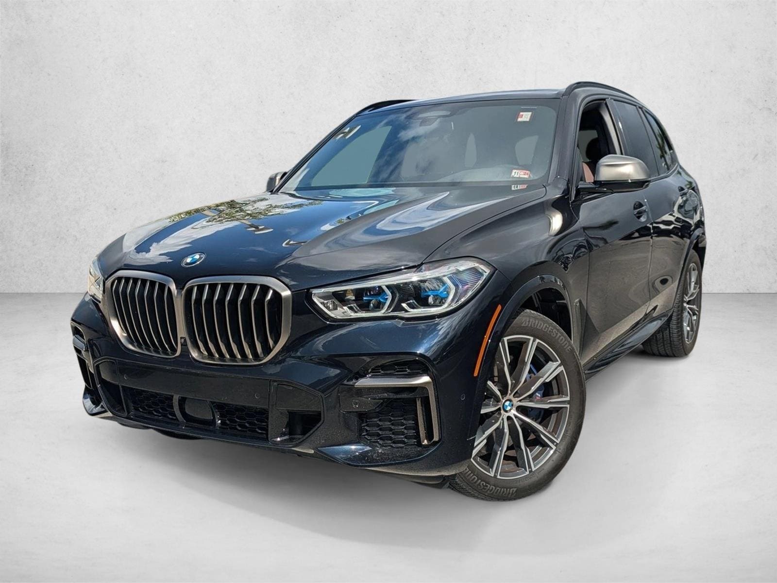 2023 BMW X5 M50i's photo