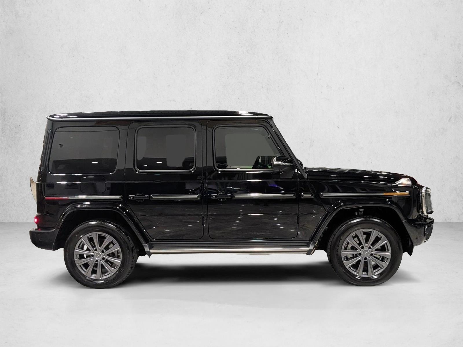 2025 Mercedes Benz G 550 photo 4