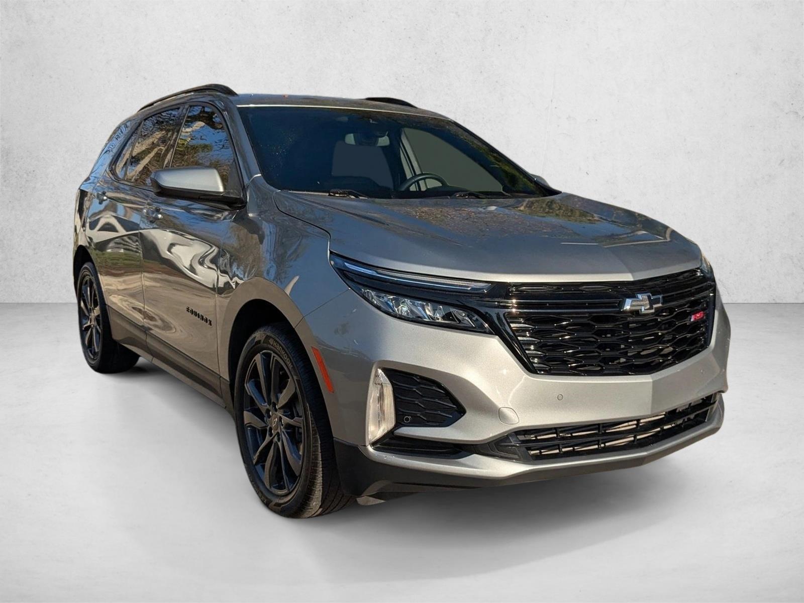 2024 Chevrolet Equinox RS photo 3